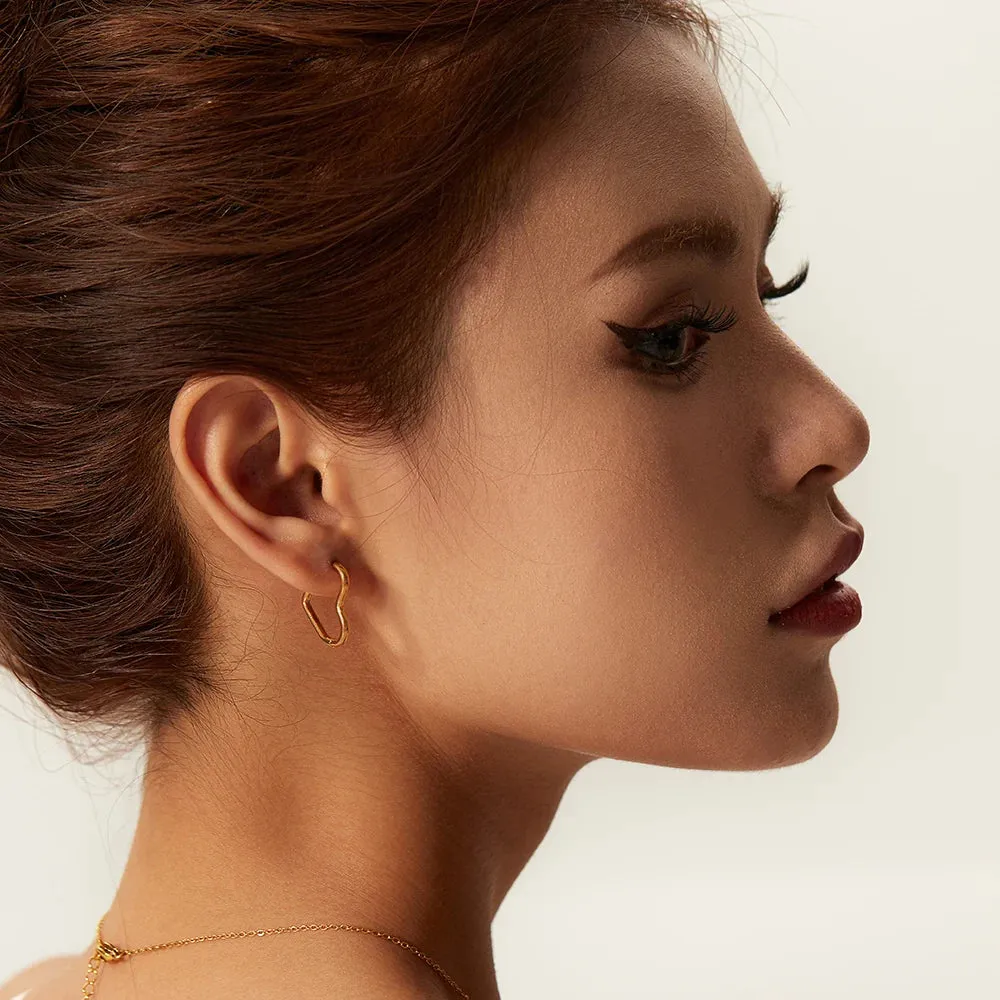 Kalp Hollow Earrings sold by Gemlly product image thumbnail 5