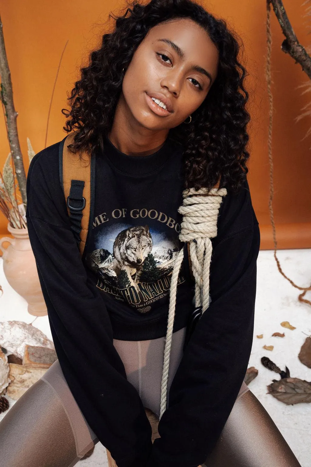 SOUVENIR CROP CREWNECK BLK sold by Goodbois product image thumbnail 2