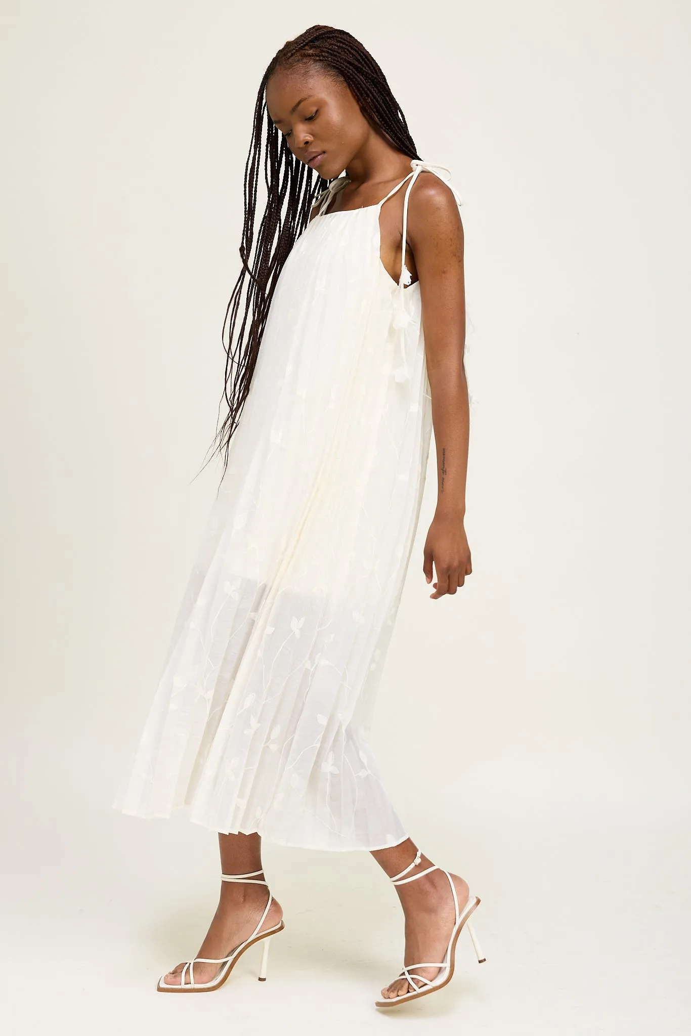 Sadie Maxi Dress sold by En Saison product image thumbnail 2