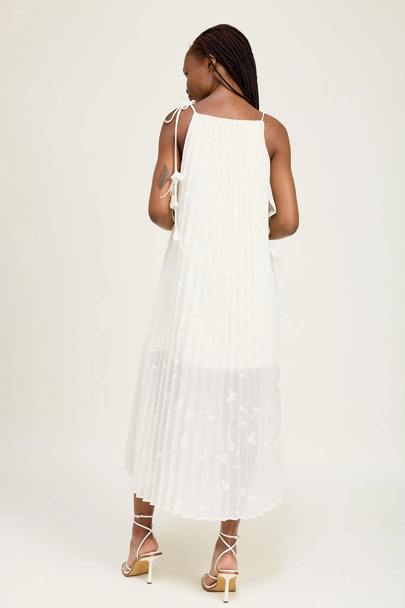 Sadie Maxi Dress sold by En Saison product image thumbnail 3