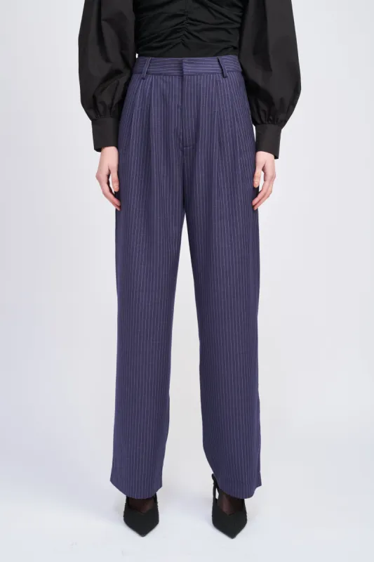 Danna Trousers sold by En Saison