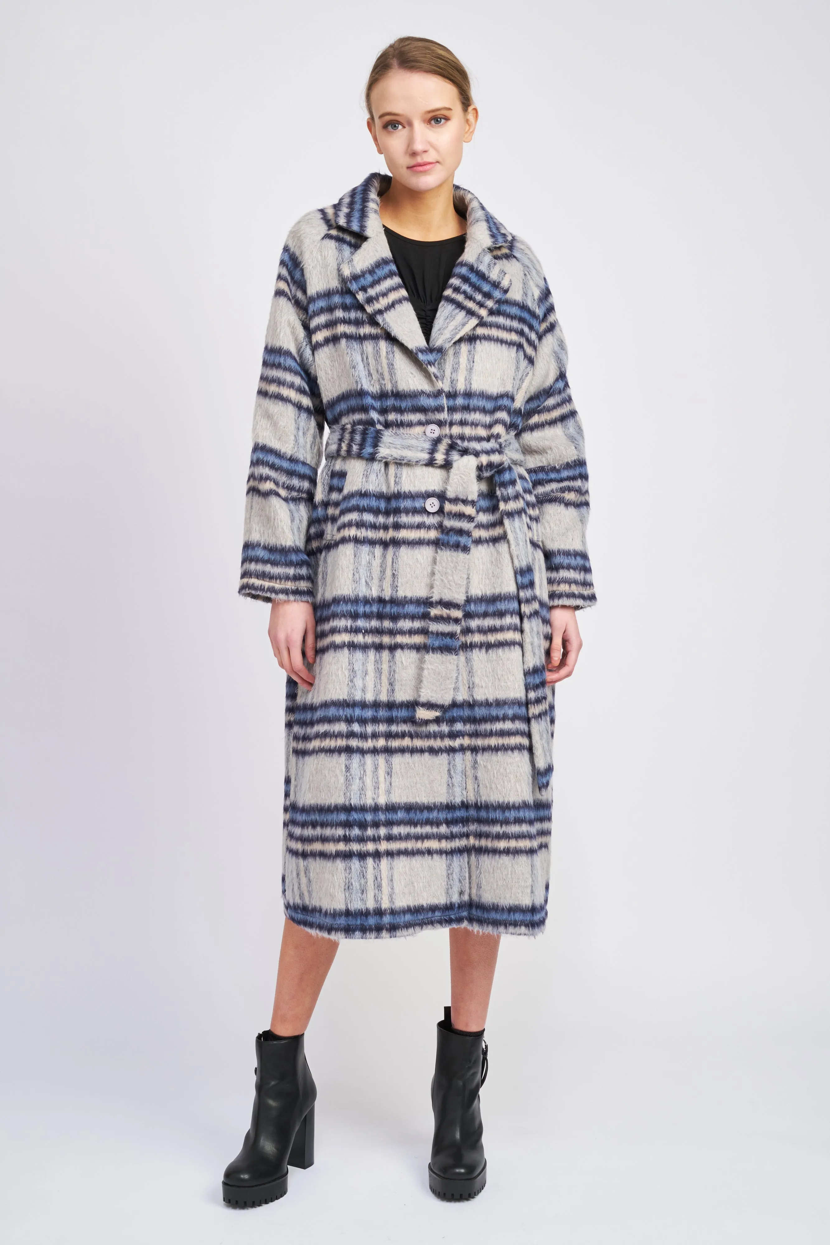 Demi Coat sold by En Saison