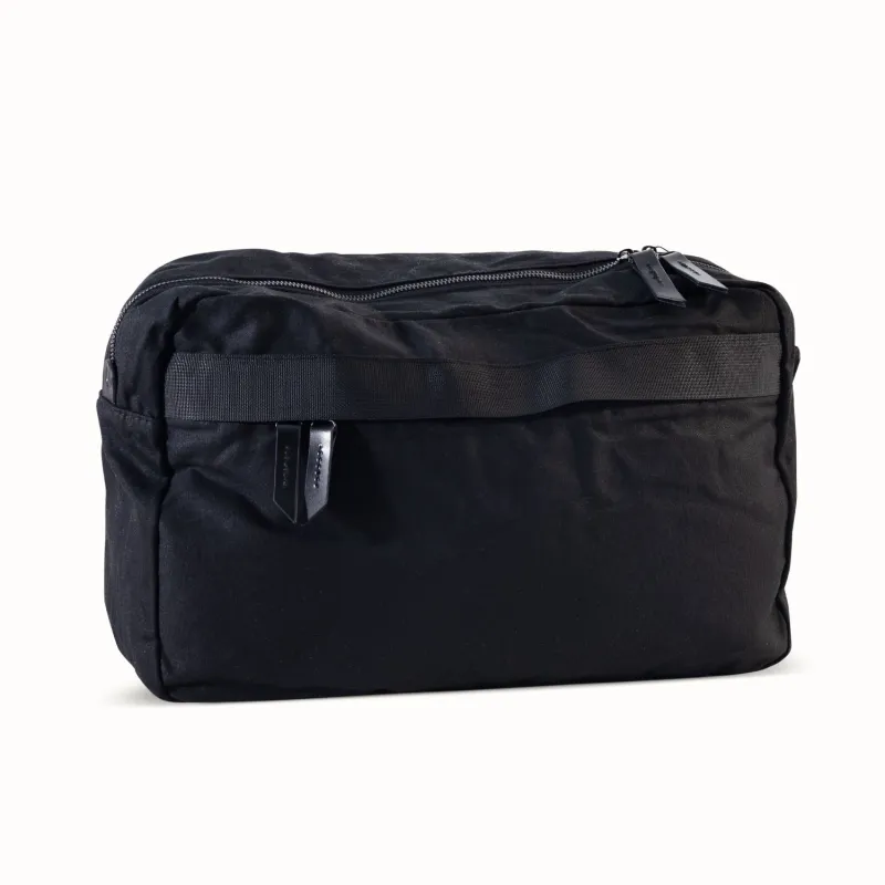 Canyon Crossbody Large - Onyx Waxed Canvas made by Tanner Goods
