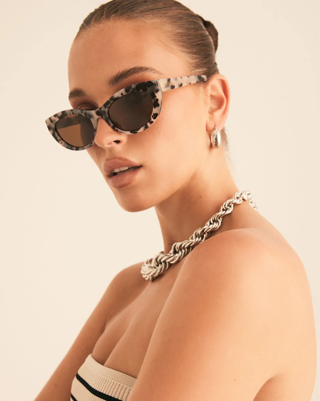 THE ESTELLA - BLONDE TORT-CHOC sold by Banbe Eyewear product image thumbnail 4