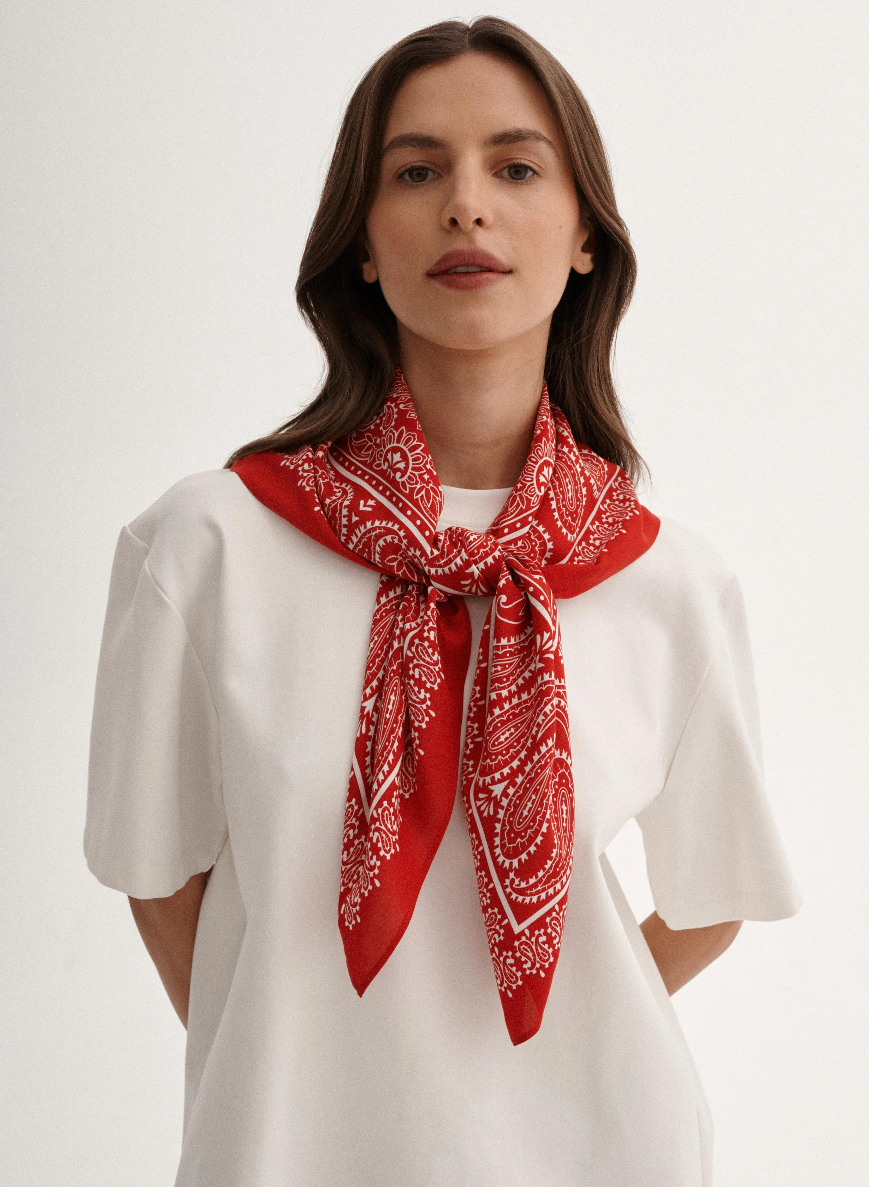 Bandana Czerwona sold by Le Brand product image thumbnail 2