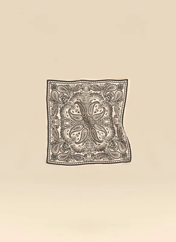 Poszetka Jedwabna Ecru sold by Le Brand