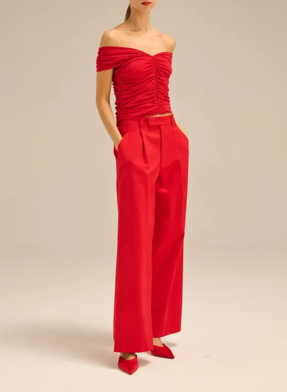 Top o dopasowanym kroju z opuszczanymi ramionami czerwony - Lena sold by Le Brand