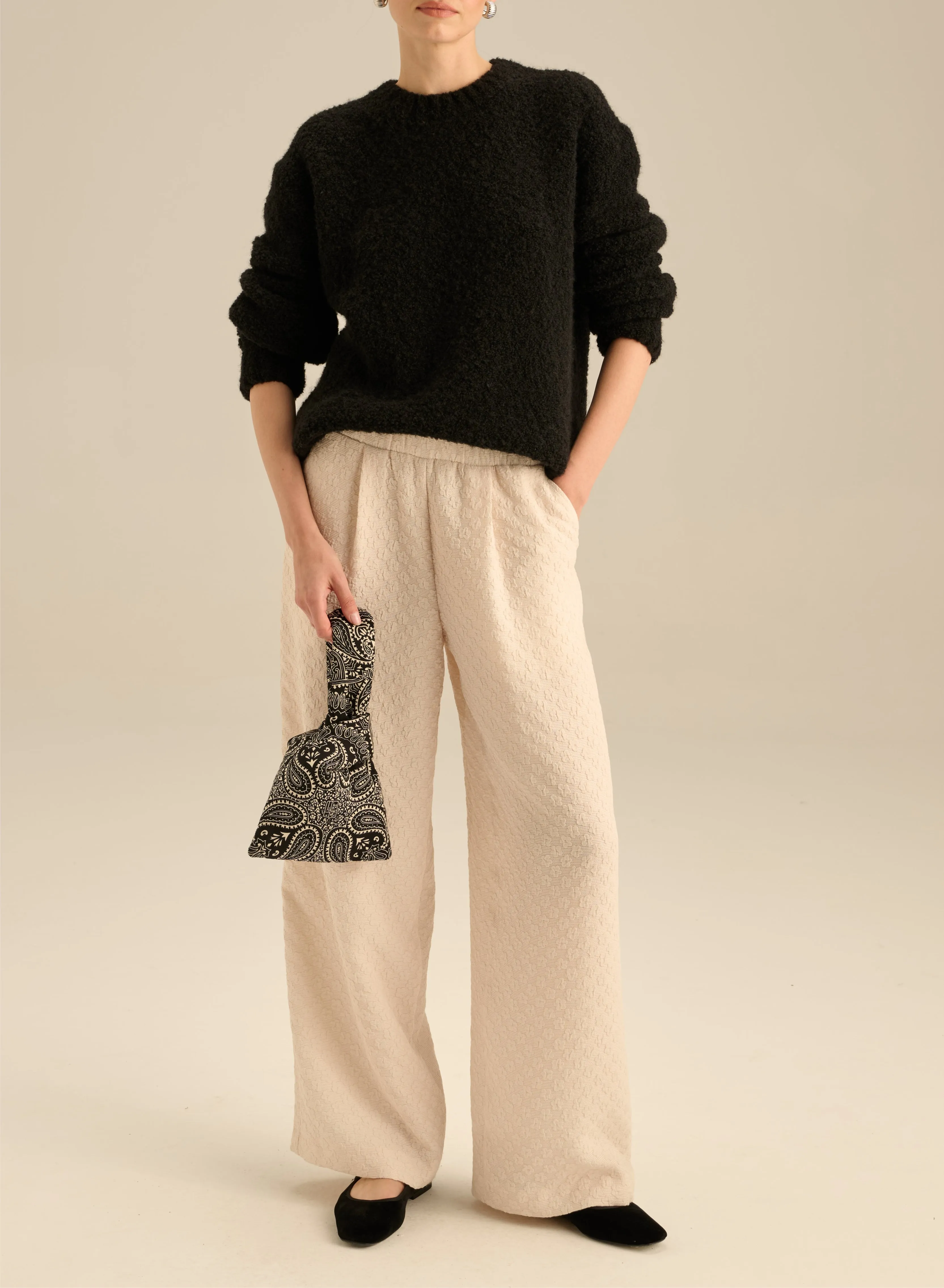 Sweter z mięsistej dzianiny w kolorze czarnym - Billie sold by Le Brand product image thumbnail 2