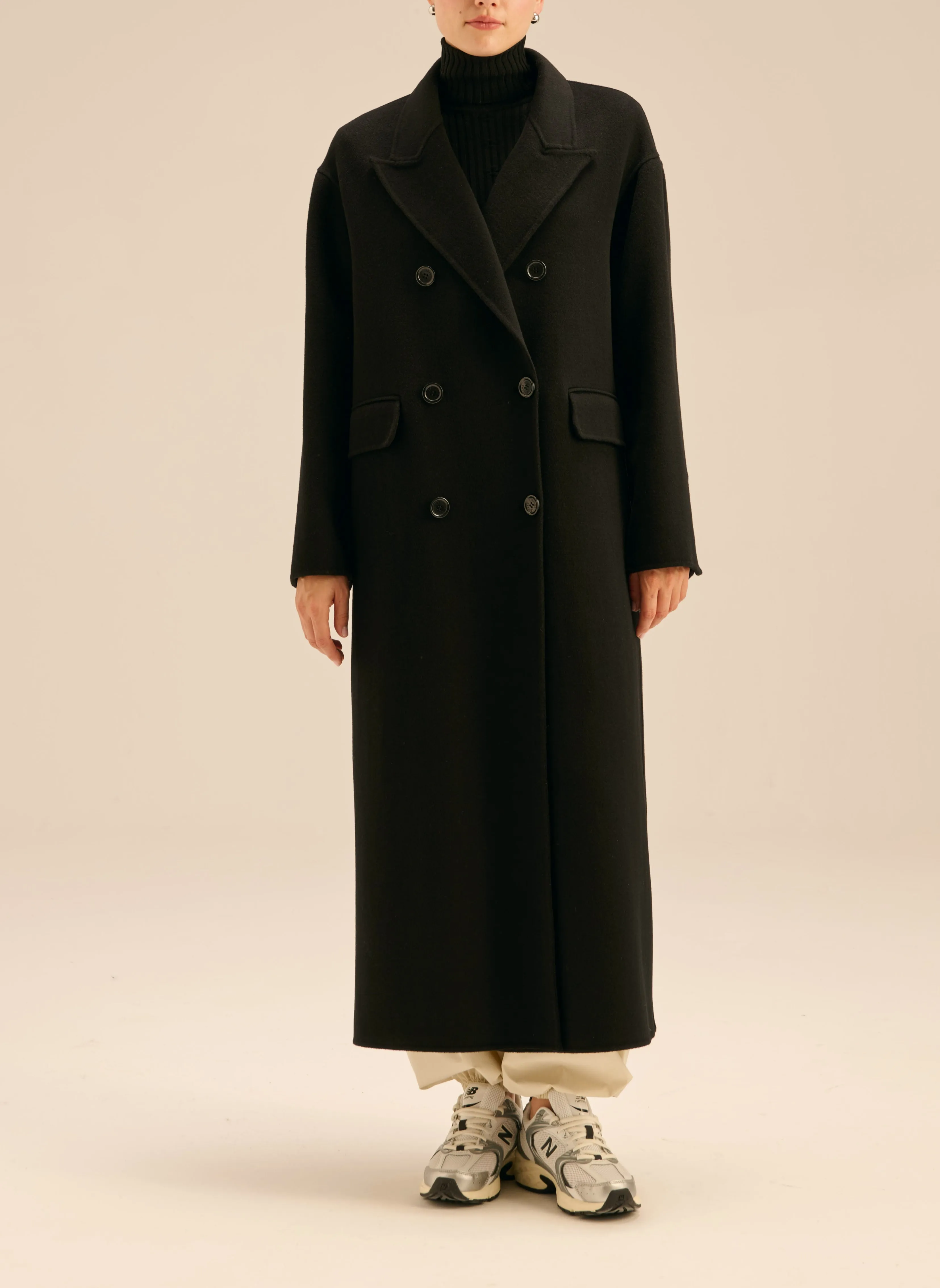 Płaszcz maxi z wełny dziewiczej z dwurzędowym zapięciem czarny - Joel sold by Le Brand product image thumbnail 3