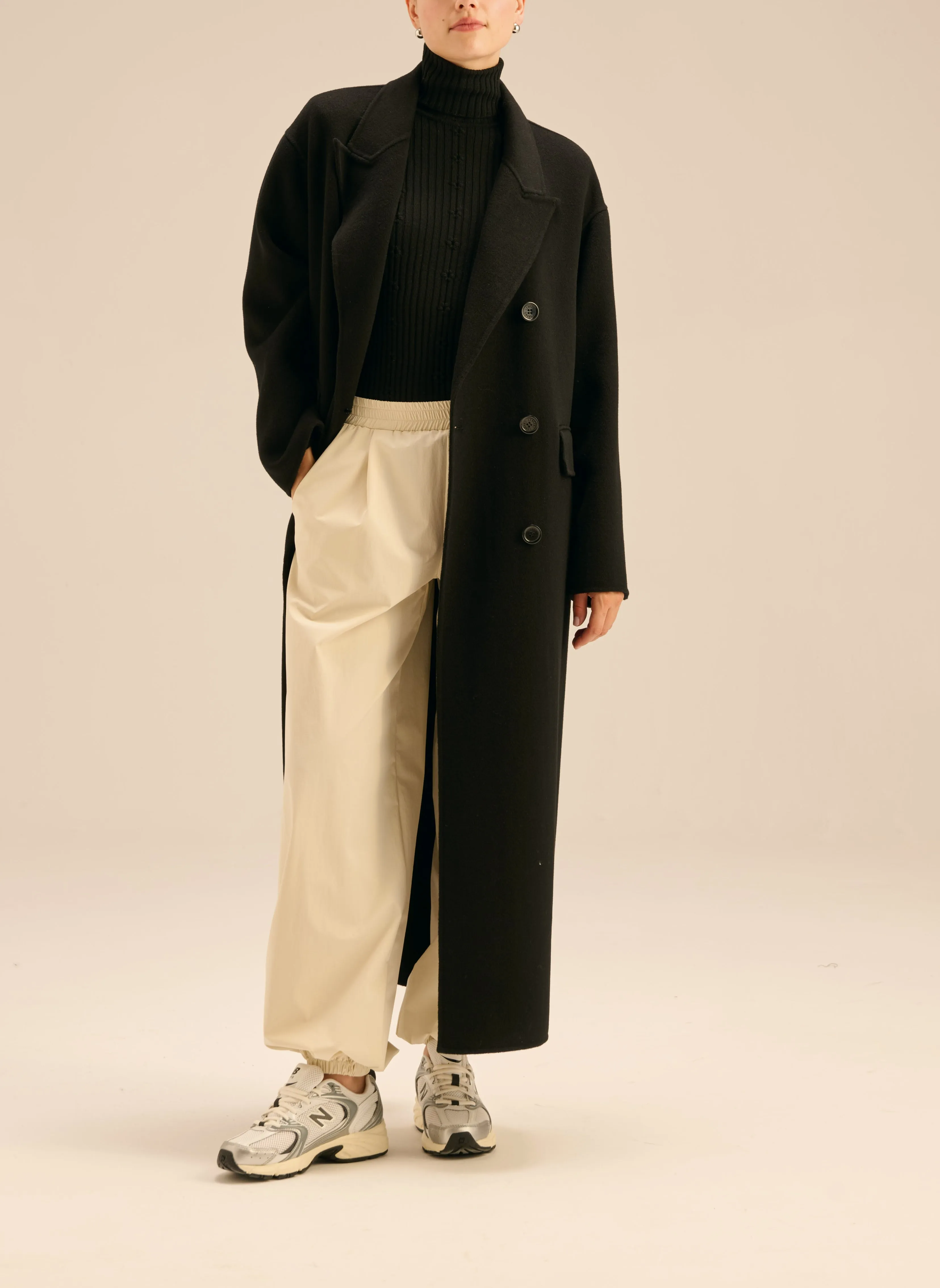 Płaszcz maxi z wełny dziewiczej z dwurzędowym zapięciem czarny - Joel sold by Le Brand