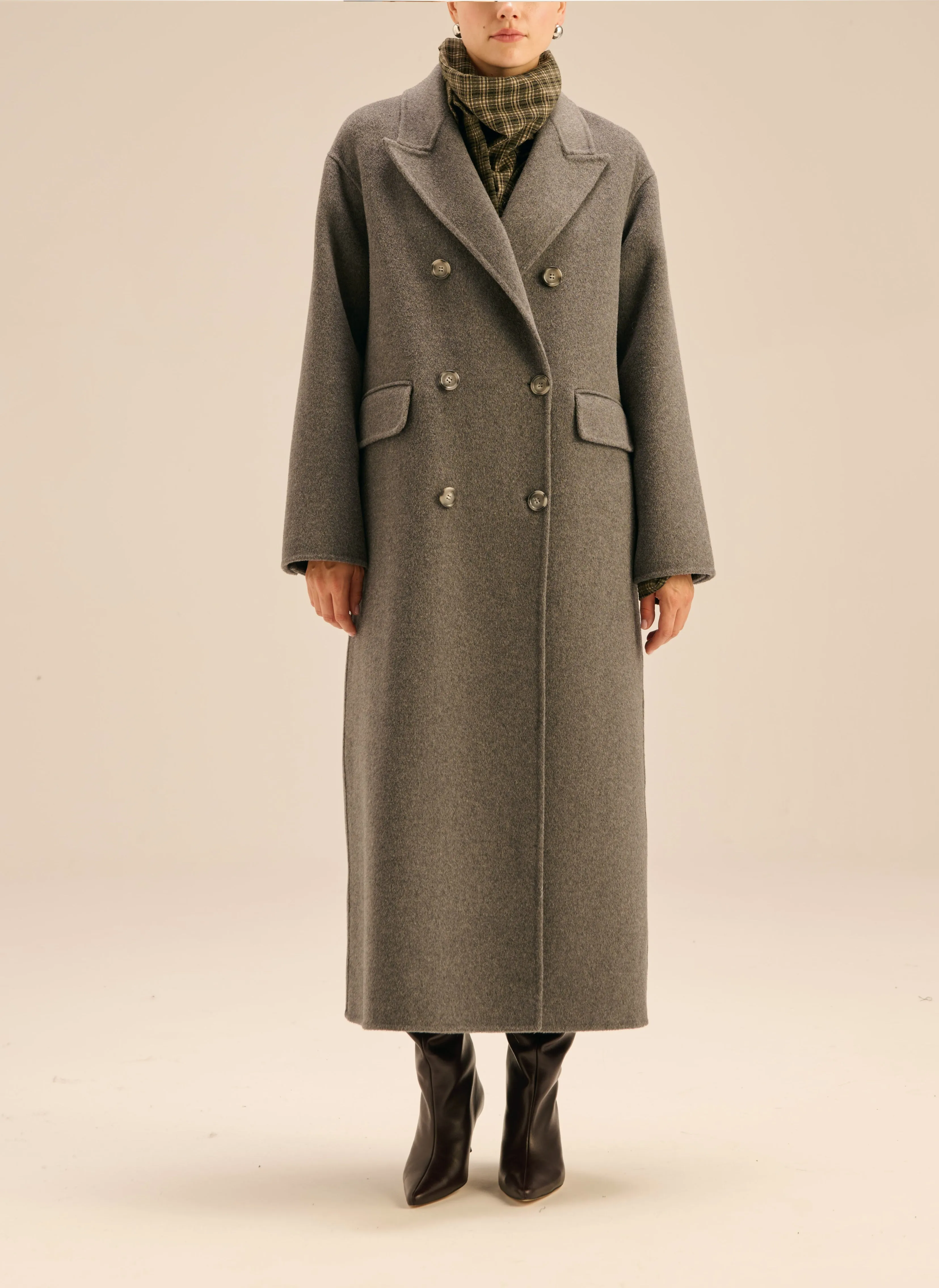 Płaszcz maxi z wełny dziewiczej z dwurzędowym zapięciem szary - Joel sold by Le Brand product image thumbnail 5