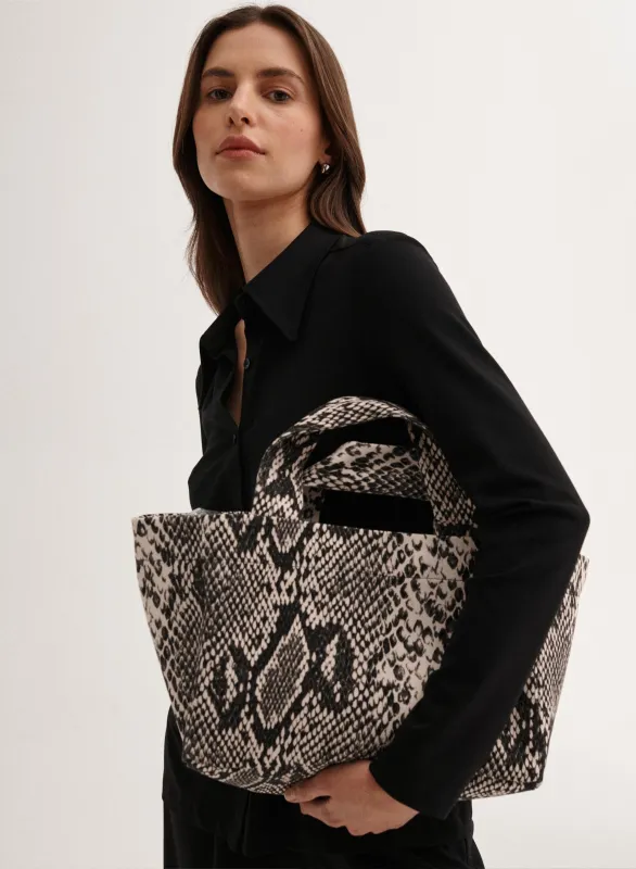 Torba mini typu shopper z printem wąż - Mia sold by Le Brand