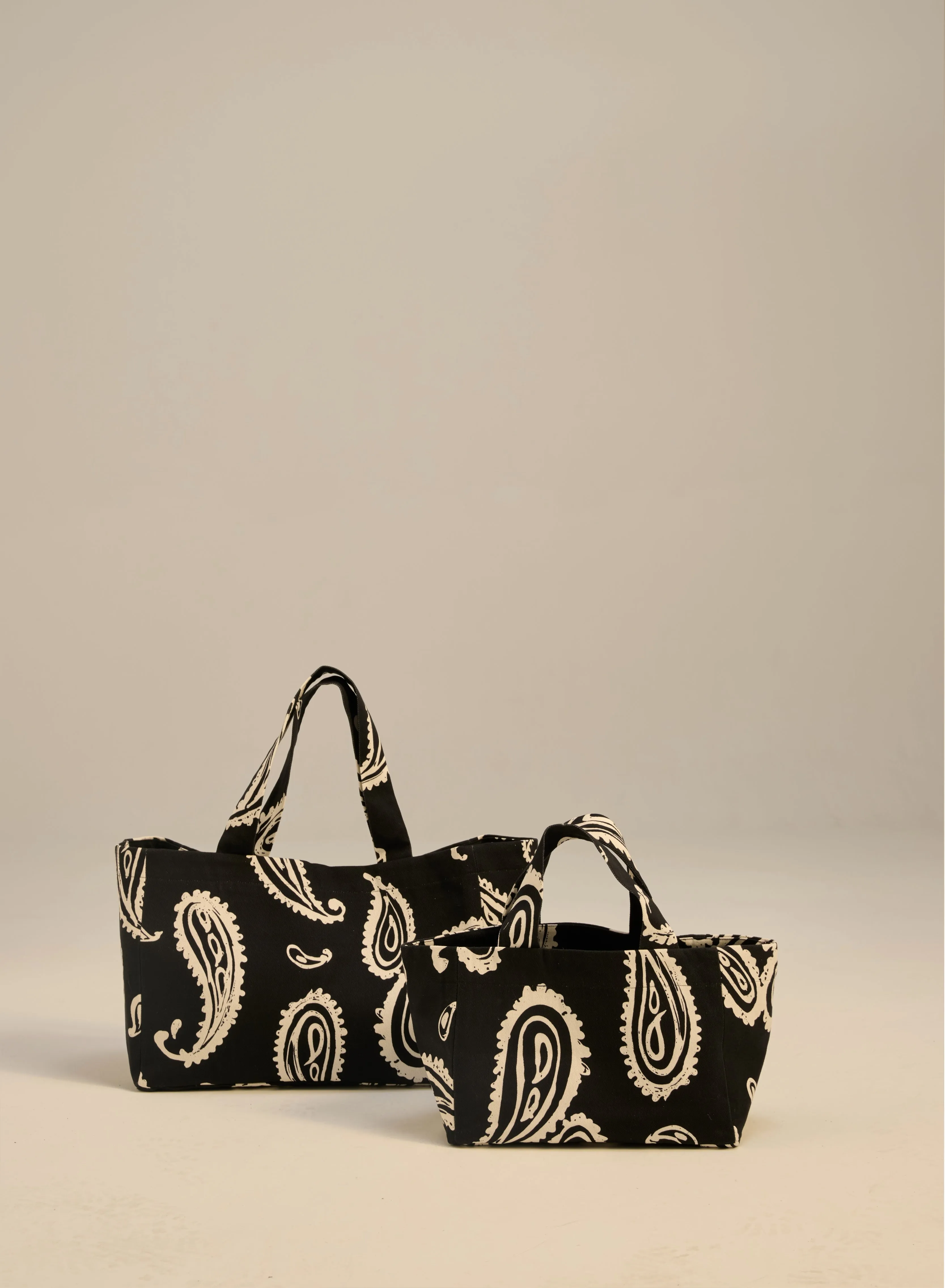 Torba typu shopper średniej wielkości czarna we wzór - Capri mini sold by Le Brand product image thumbnail 2