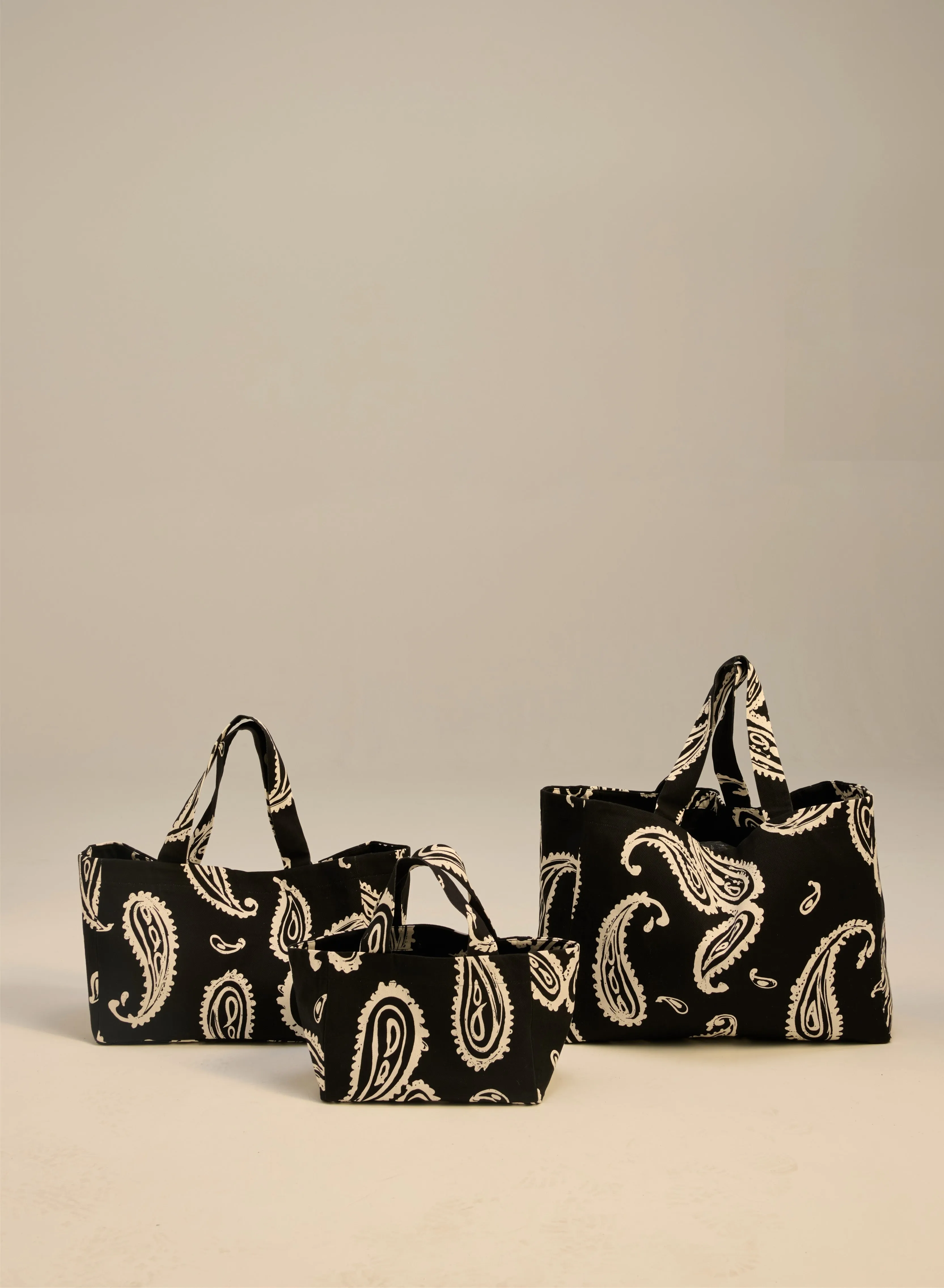 Torba mini typu shopper czarna we wzór - Mia sold by Le Brand product image thumbnail 5