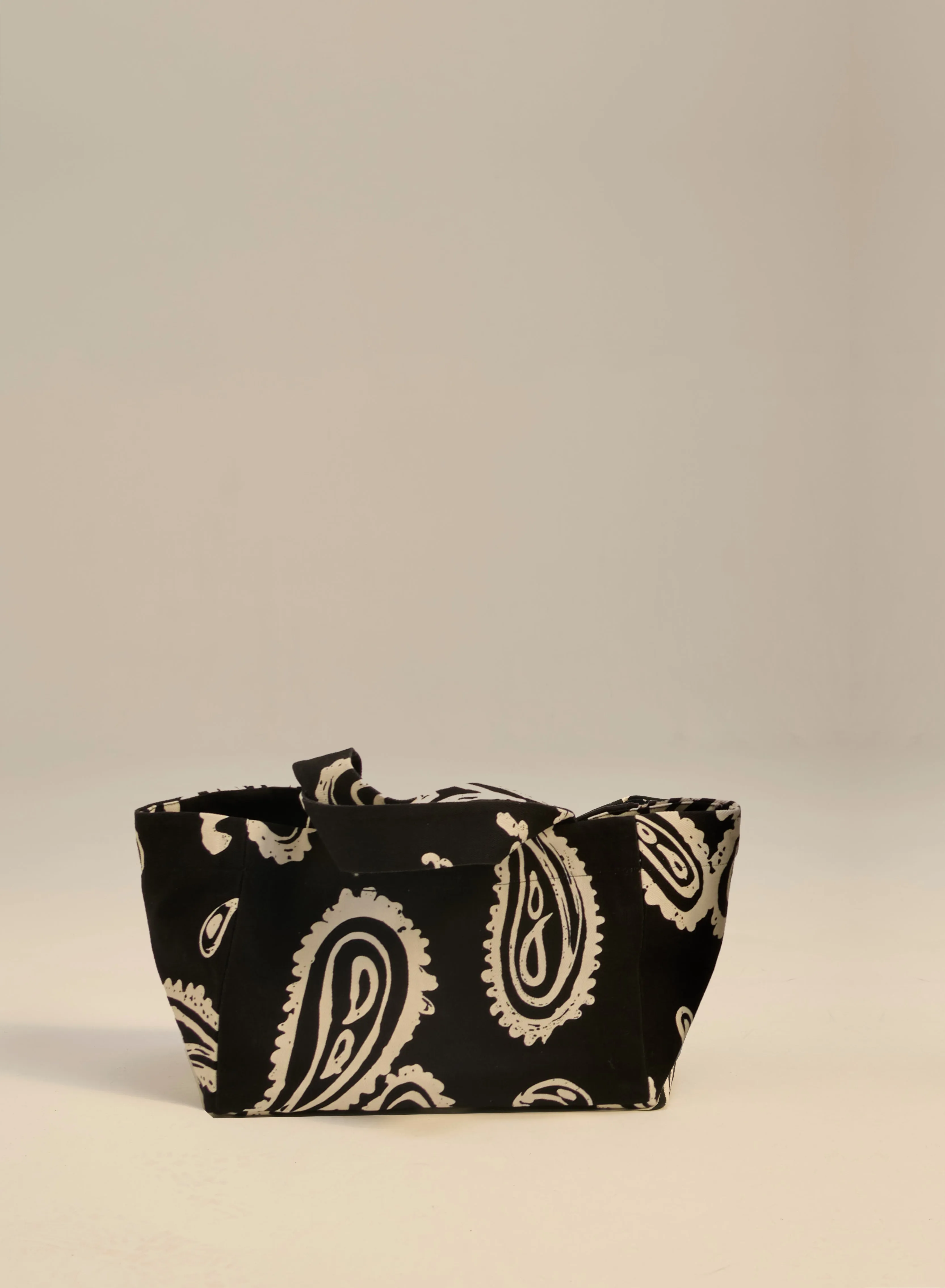 Torba mini typu shopper czarna we wzór - Mia sold by Le Brand product image thumbnail 3