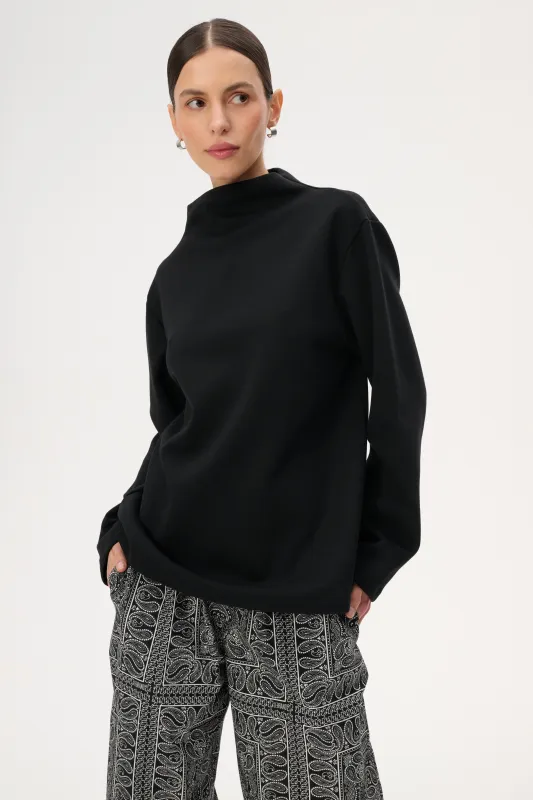 Golf z tkaniny dresowej w kolorze czarnym - Allison sold by Le Brand