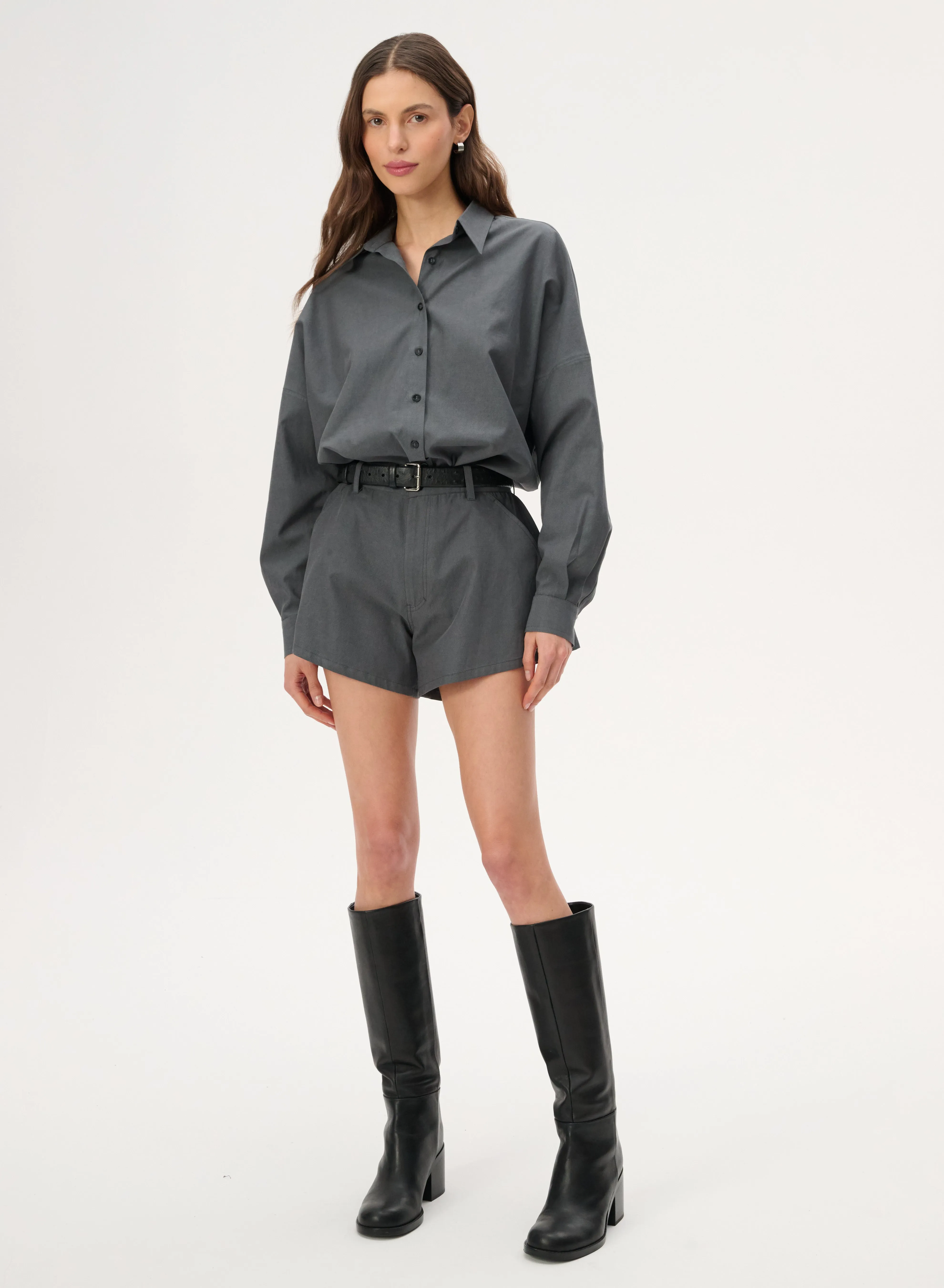 Koszula oversize w kolorze grafitowym- Meryl sold by Le Brand product image thumbnail 3