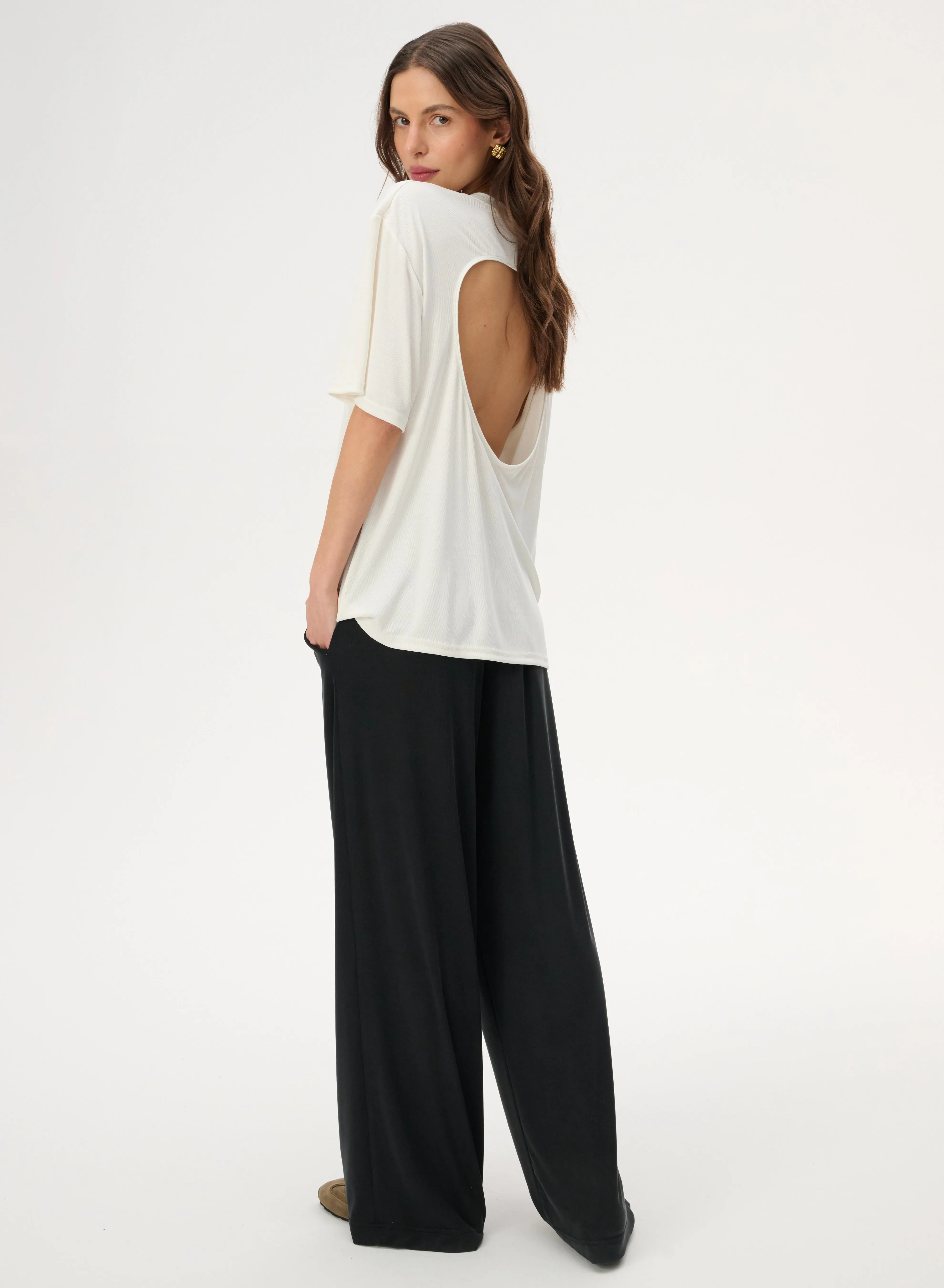 T-shirt z delikatnej dzianiny w kolorze ecru - Ariana sold by Le Brand product image thumbnail 5