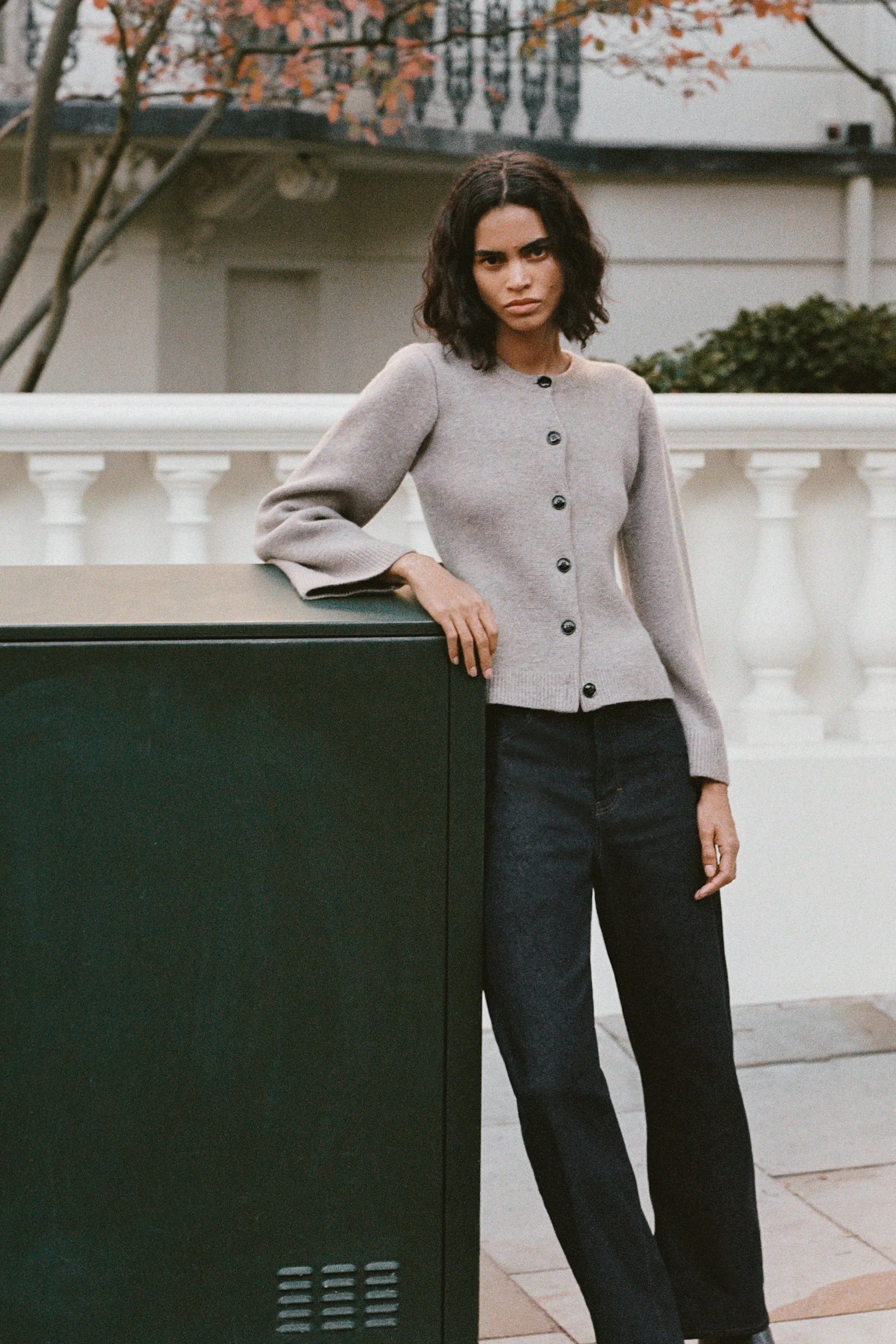 Cardigan Clifton sold by 303 Avenue product image thumbnail 3