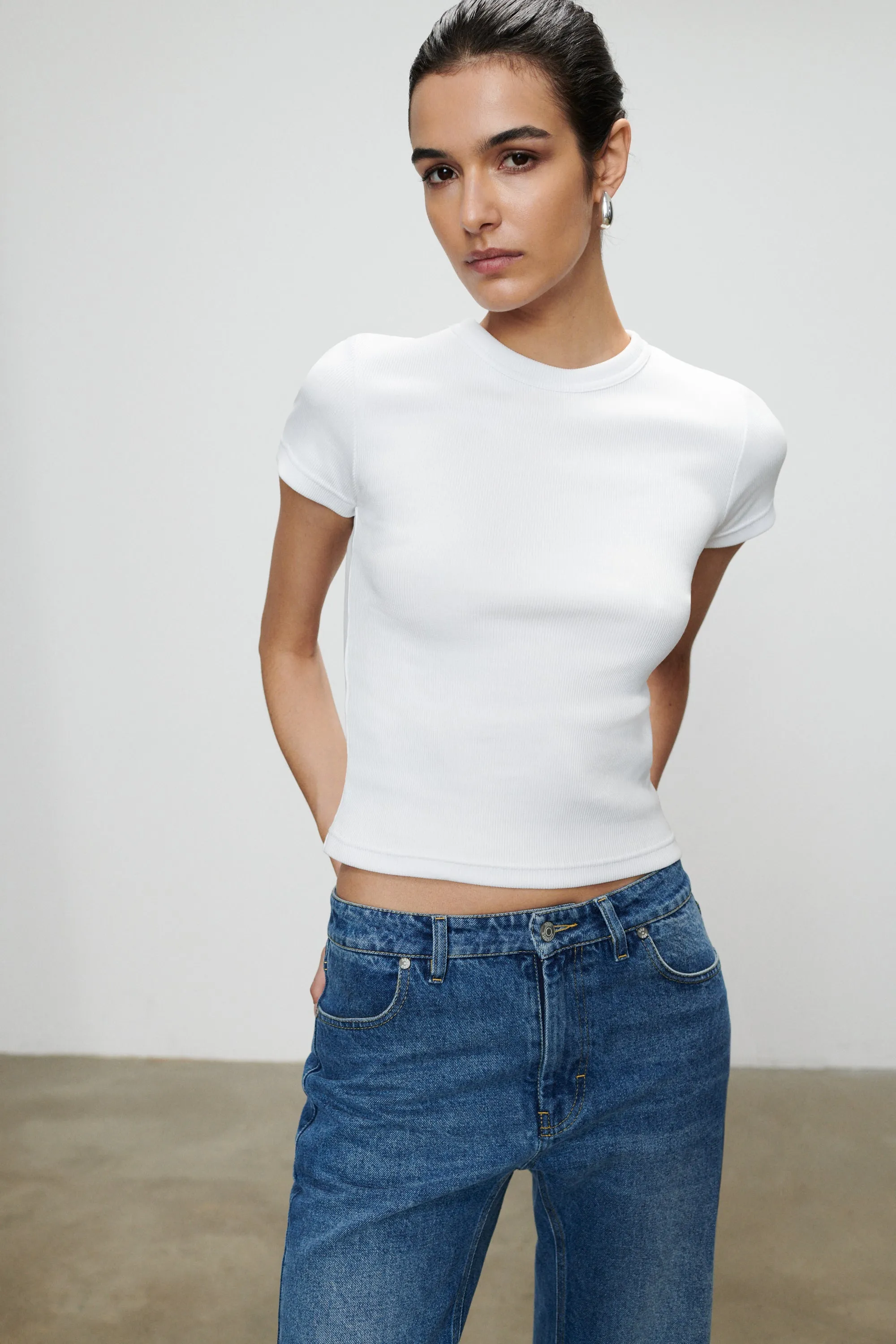 T-Shirt Uno sold by 303 Avenue product image thumbnail 2