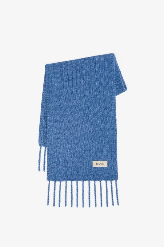 Szalik 02 sold by 303 Avenue