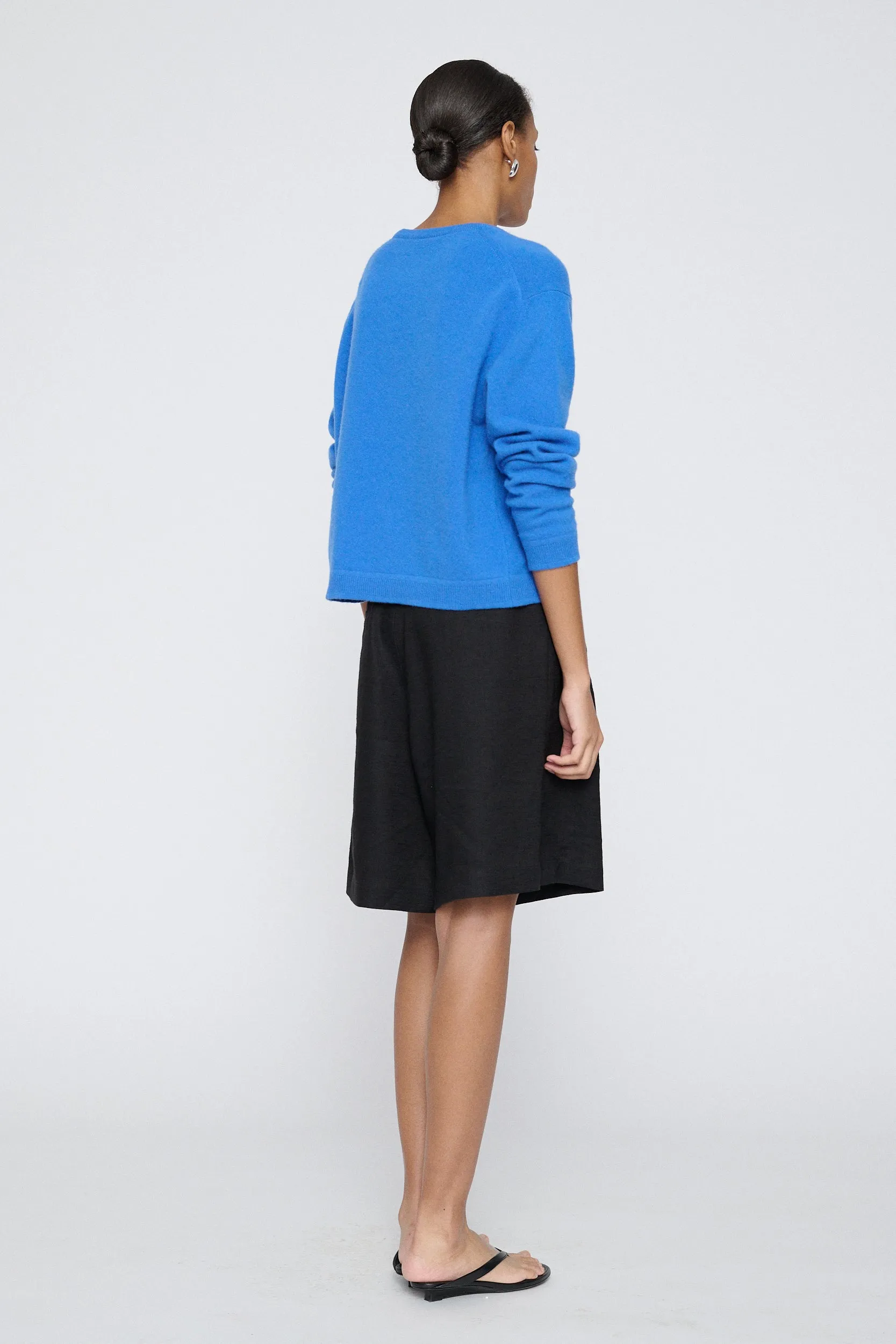 Sweter Classic sold by 303 Avenue product image thumbnail 4