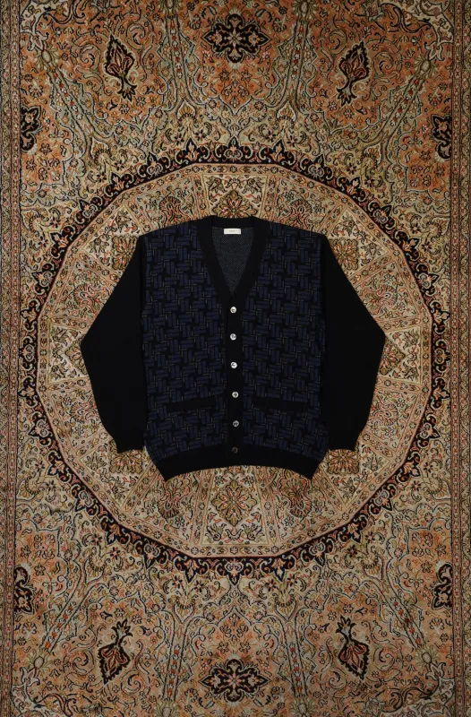 STEAF TILE KNIT CARDIGAN (GLOW BLACK) made by CEDARWOOD