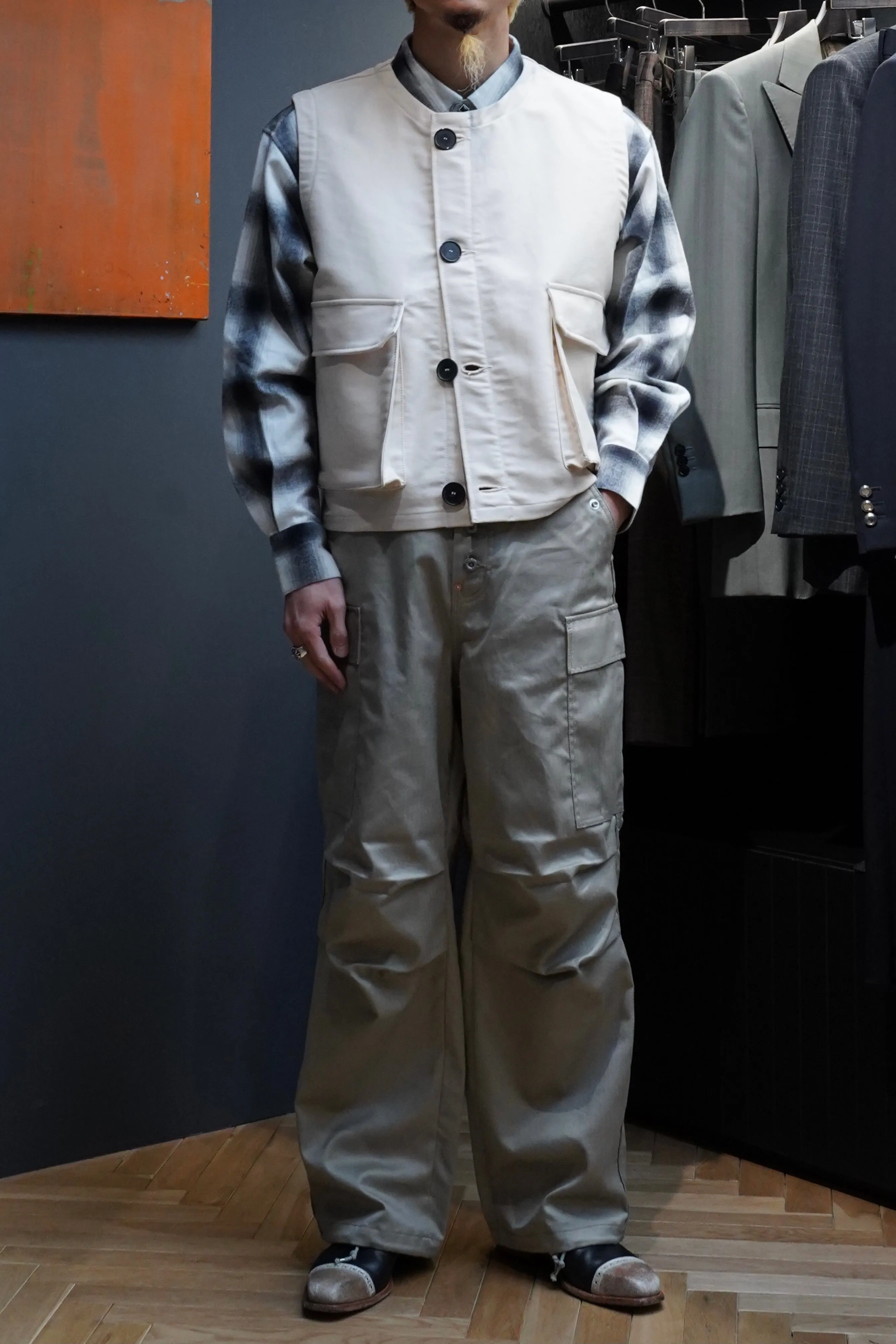 UNIFORME STRAPPED FLAP-POKET VEST sold by CEDARWOOD product image thumbnail 5