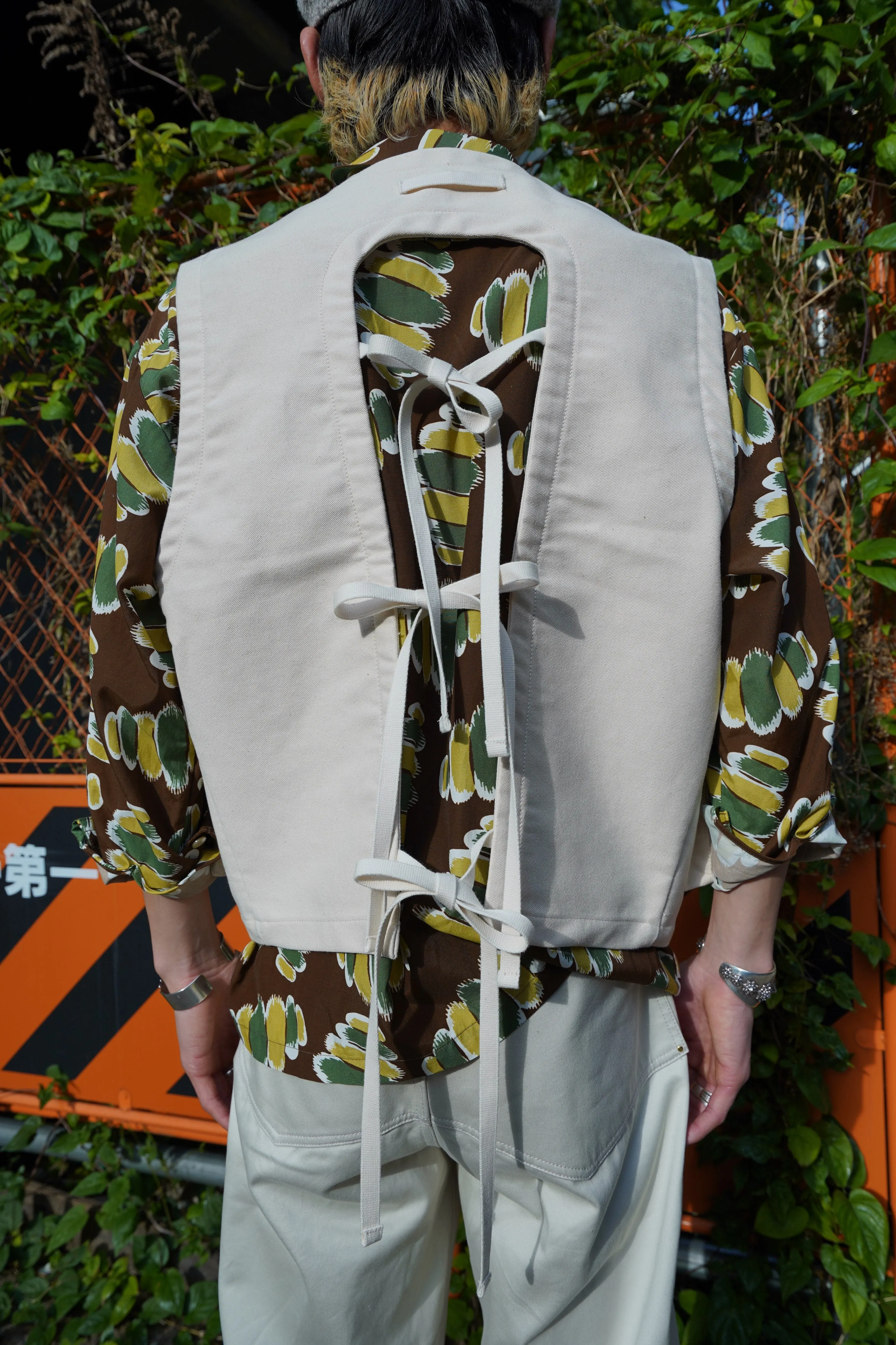 UNIFORME STRAPPED FLAP-POKET VEST sold by CEDARWOOD product image thumbnail 4