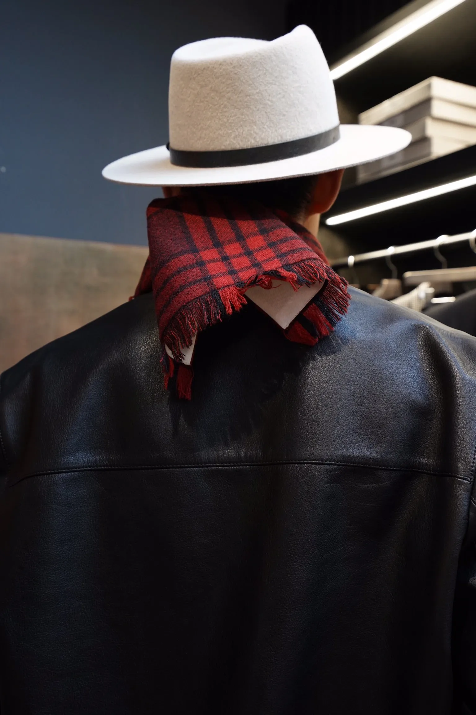UNIFORME CHECKED SCARF (RED) sold by CEDARWOOD product image thumbnail 5