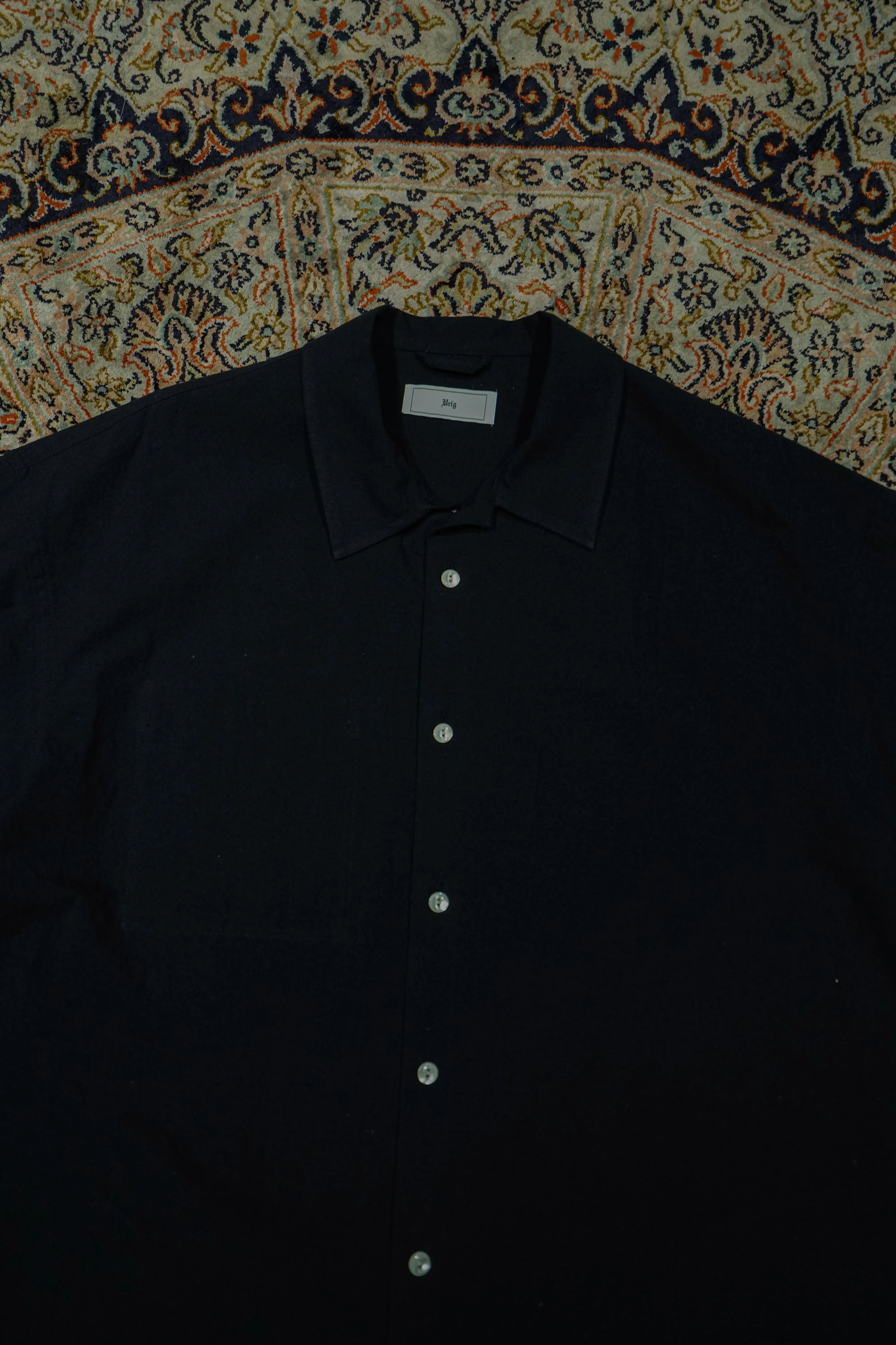 Urig COTTON SILK SIDE HIDE POCKET SHIRT (BLACK) sold by CEDARWOOD product image thumbnail 2