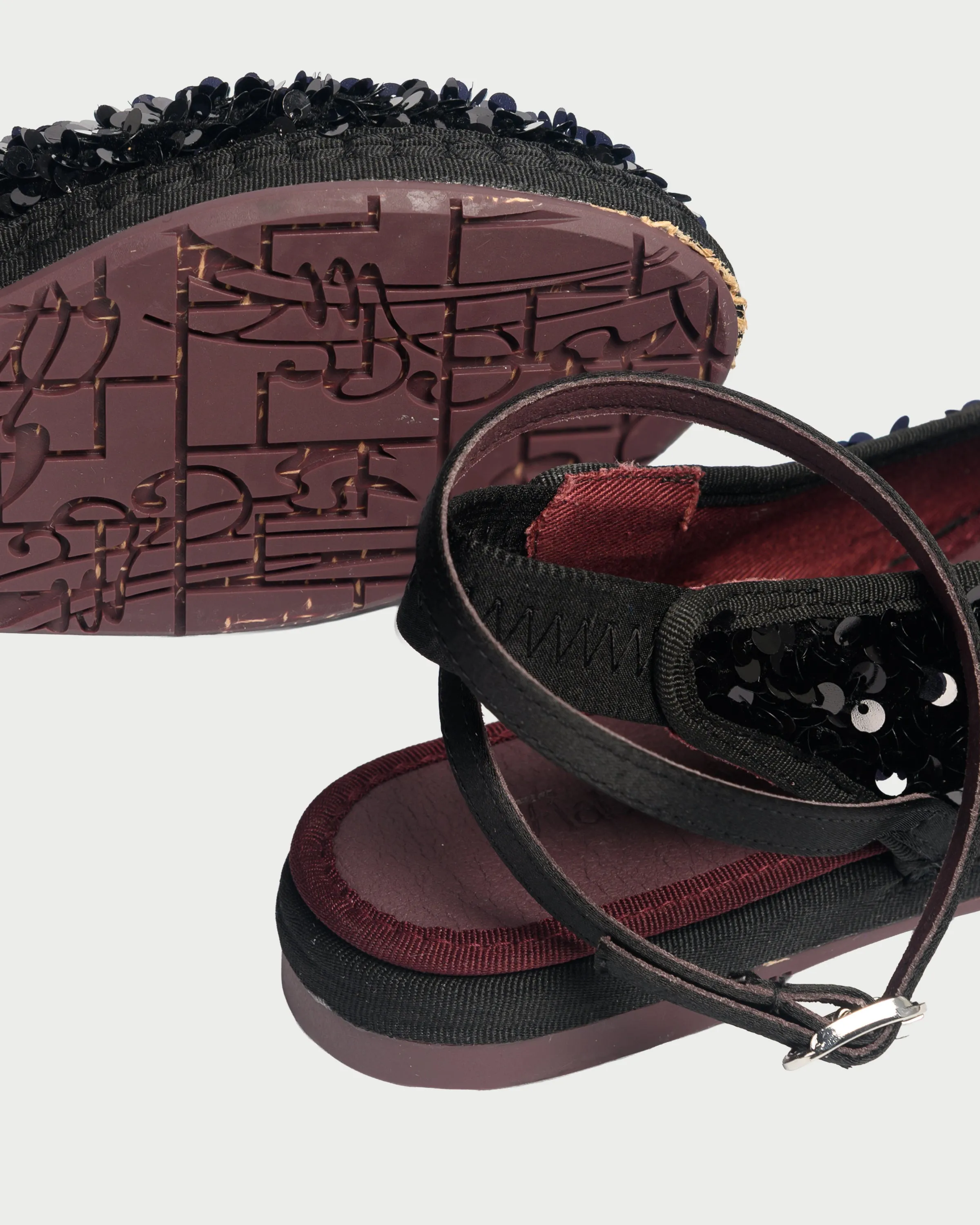 Flabelus X Sara Salamo Black sold by Flabelus product image thumbnail 3