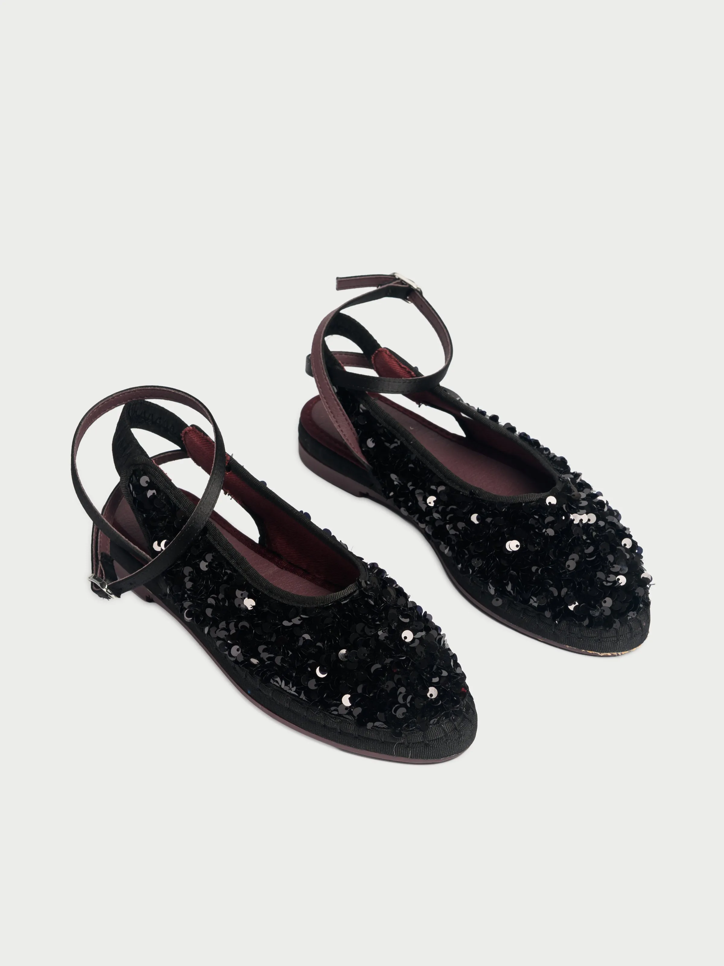 Flabelus X Sara Salamo Black sold by Flabelus product image thumbnail 2