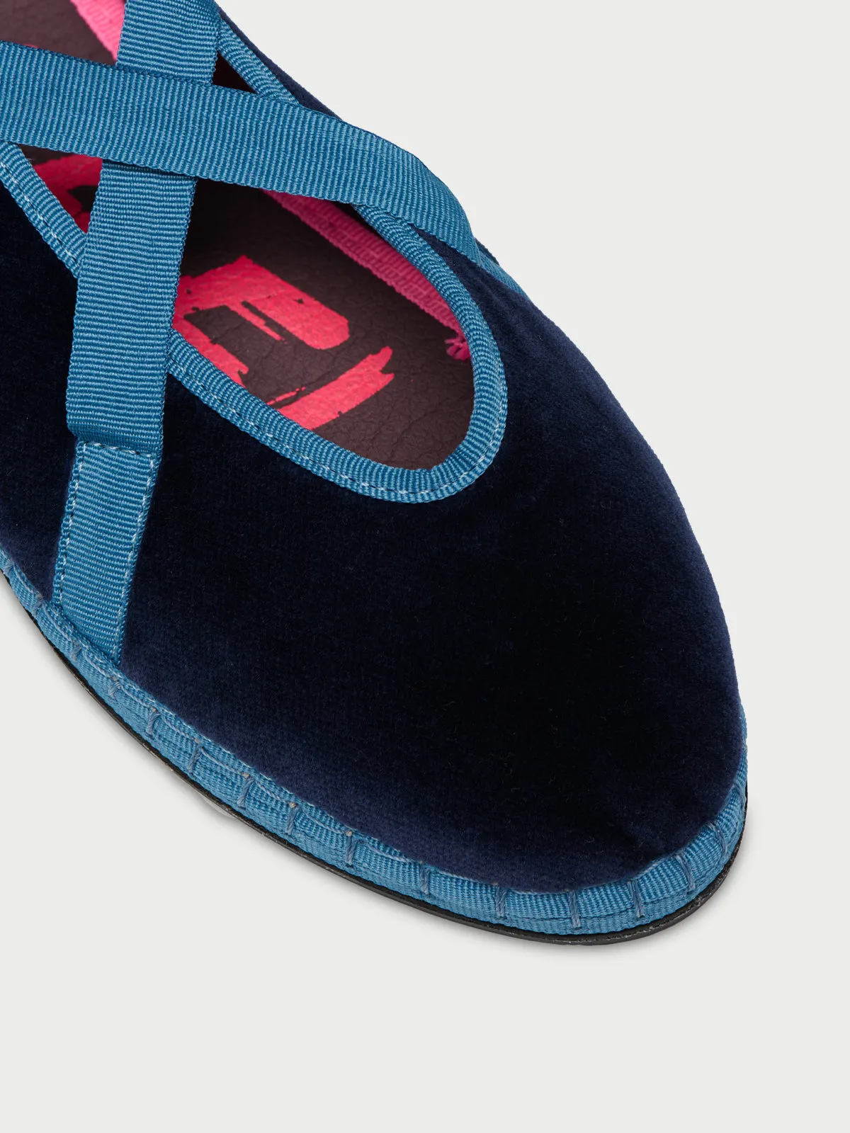 Ribbon Montague sold by Flabelus product image thumbnail 3