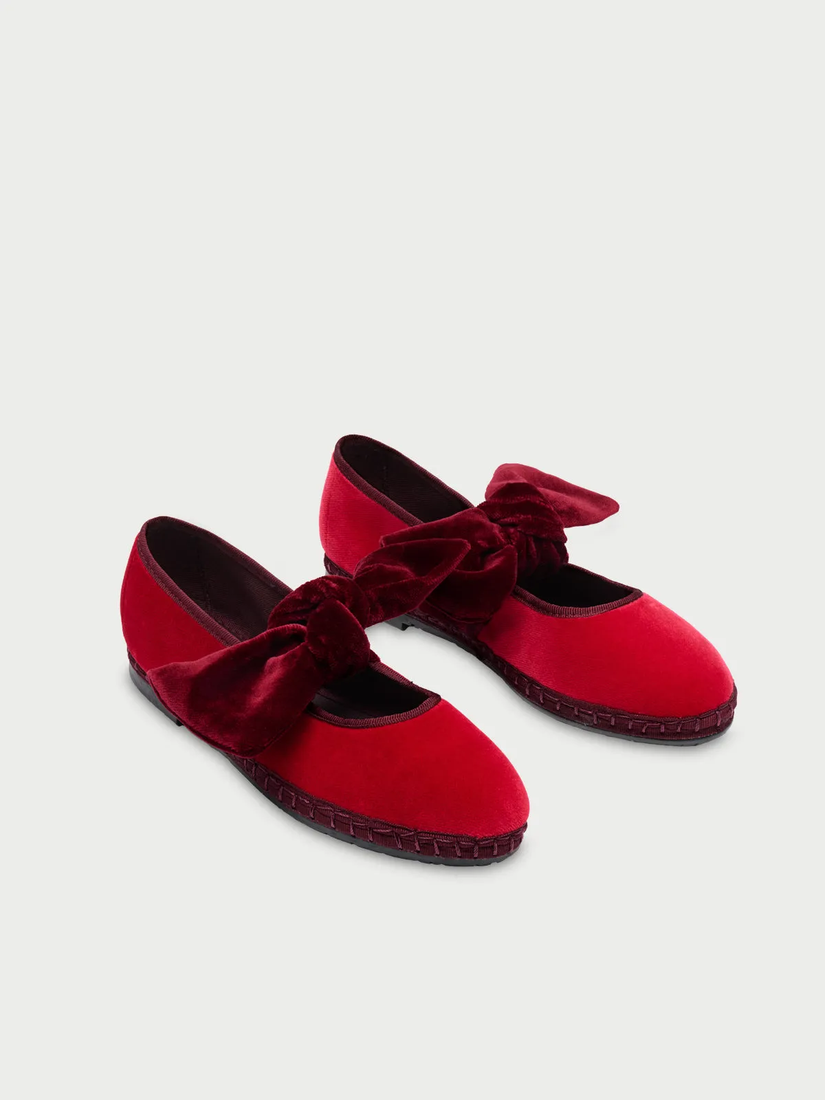 Lyra Burgundy sold by Flabelus product image thumbnail 2