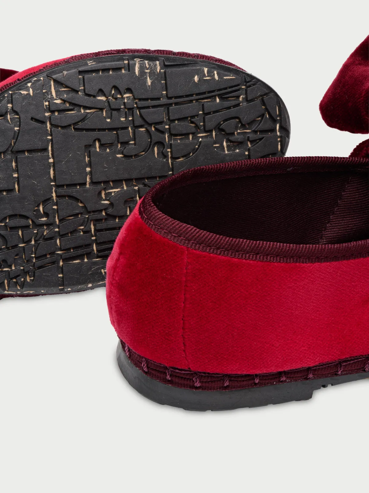 Lyra Burgundy sold by Flabelus product image thumbnail 3