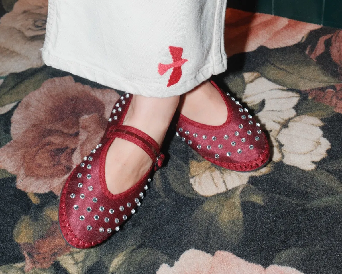 Mae Garnet sold by Flabelus product image thumbnail 2