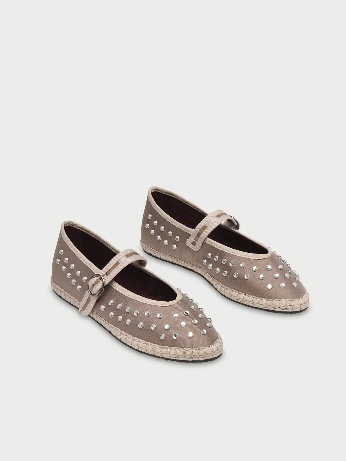 Mae Gray sold by Flabelus product image thumbnail 3