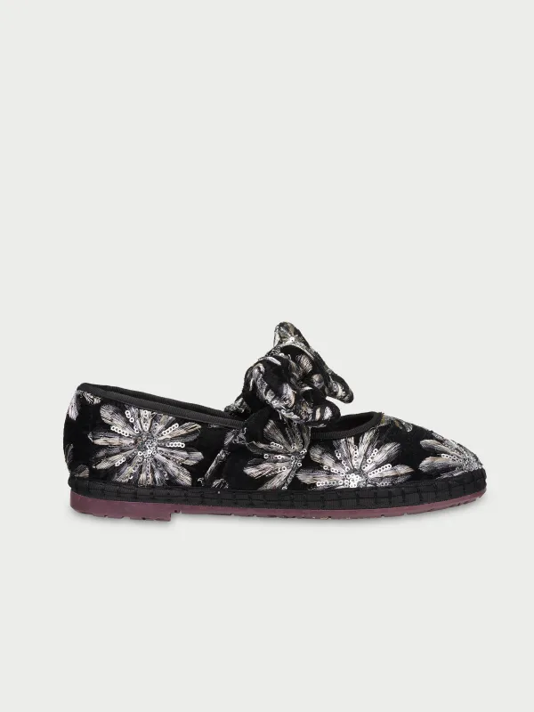 Lyra Petal Silver made by Flabelus