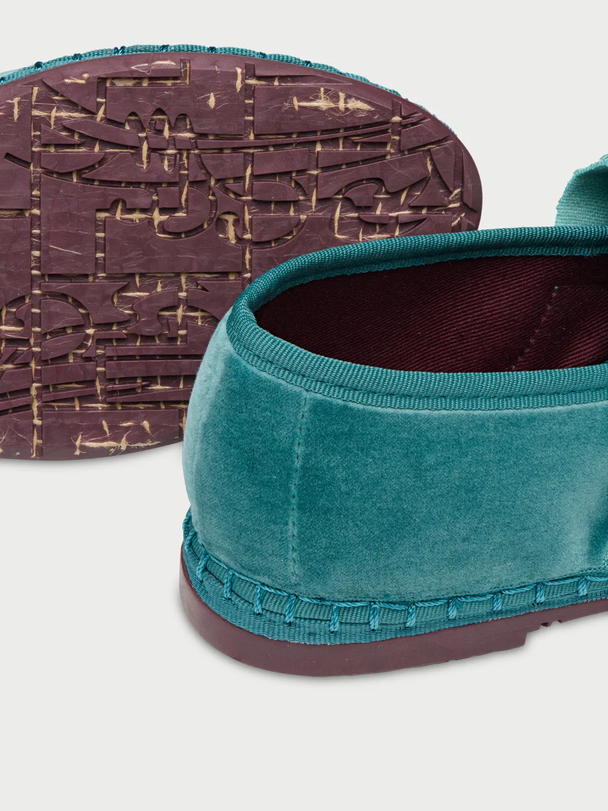 Lady Mafalda Green sold by Flabelus product image thumbnail 3