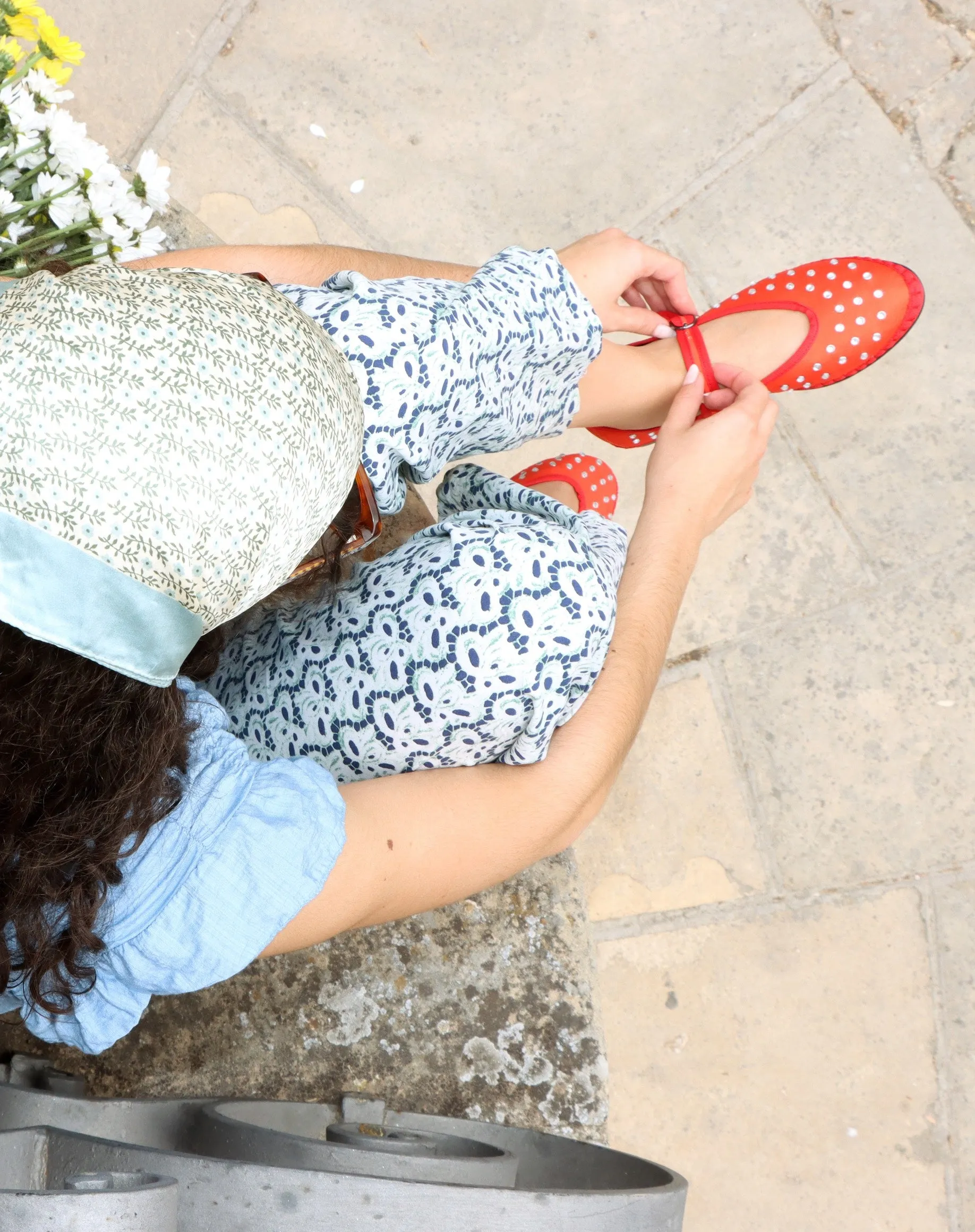 Mae Red sold by Flabelus product image thumbnail 3