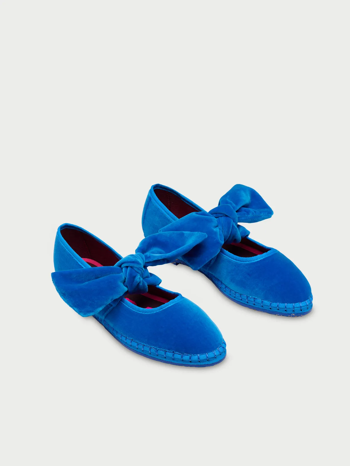 Lady Lyra Blue sold by Flabelus product image thumbnail 3