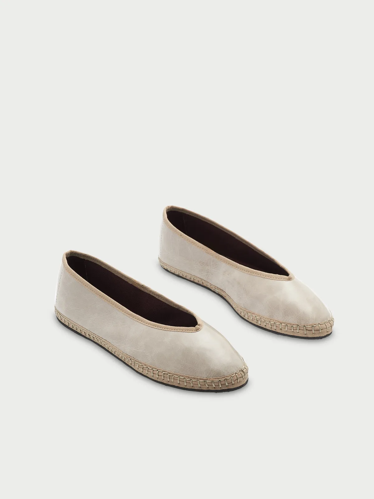 Lisbeth Sand sold by Flabelus product image thumbnail 3