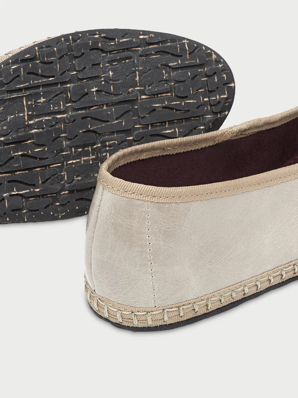 Lisbeth Sand sold by Flabelus product image thumbnail 4