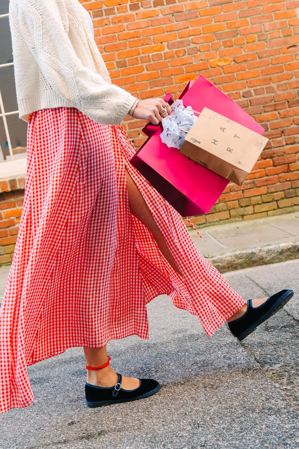 Molly sold by Flabelus