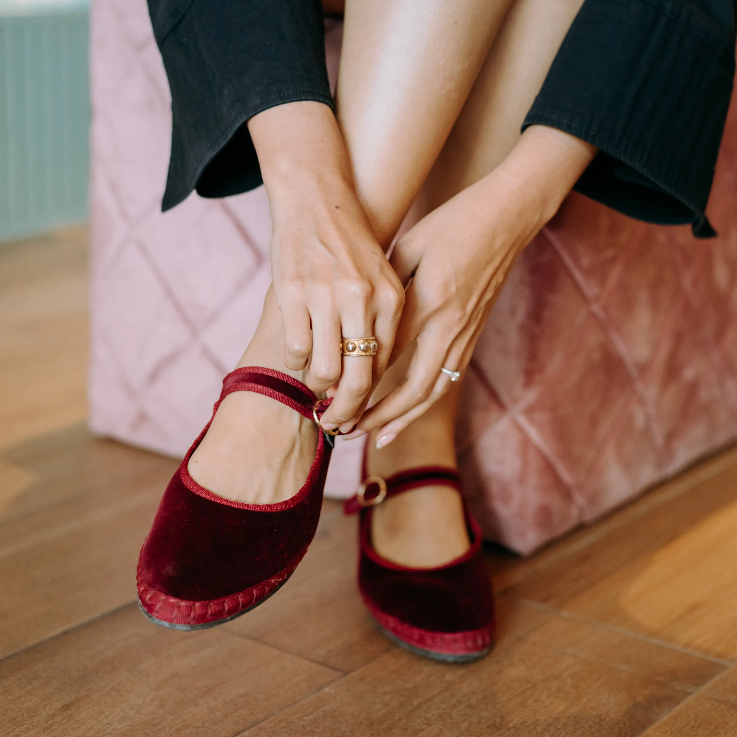 Lucrecia sold by Flabelus