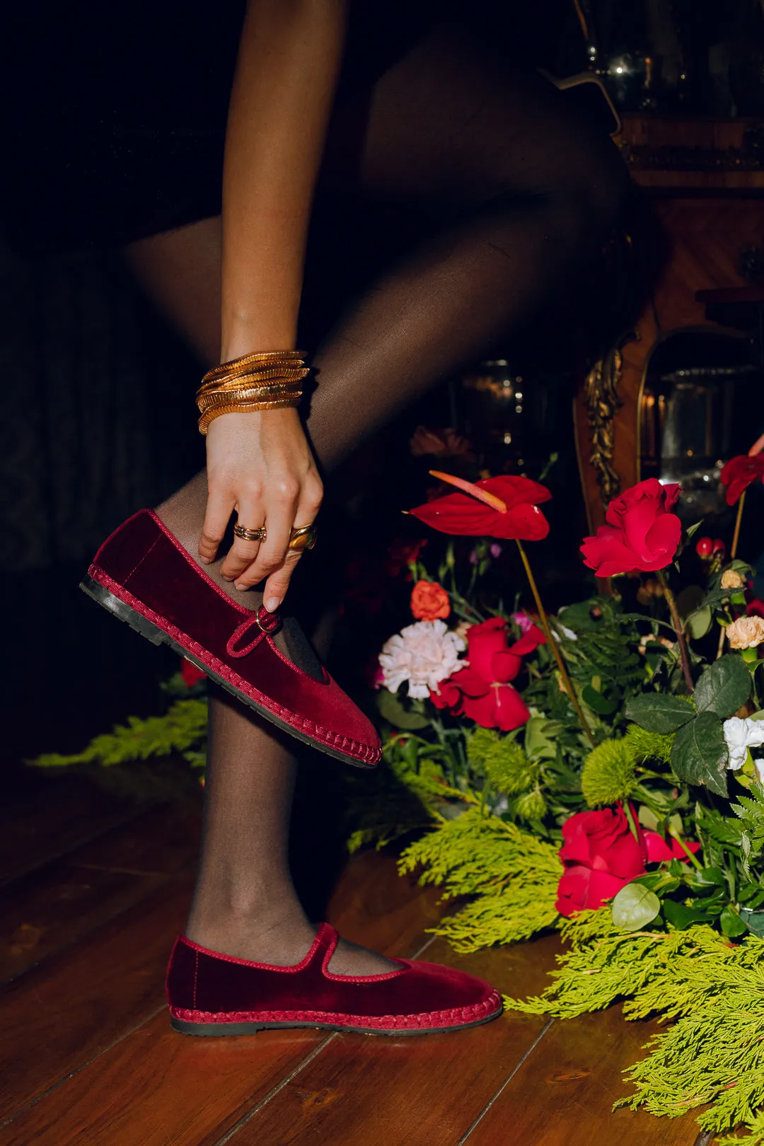 Lucrecia sold by Flabelus product image thumbnail 3