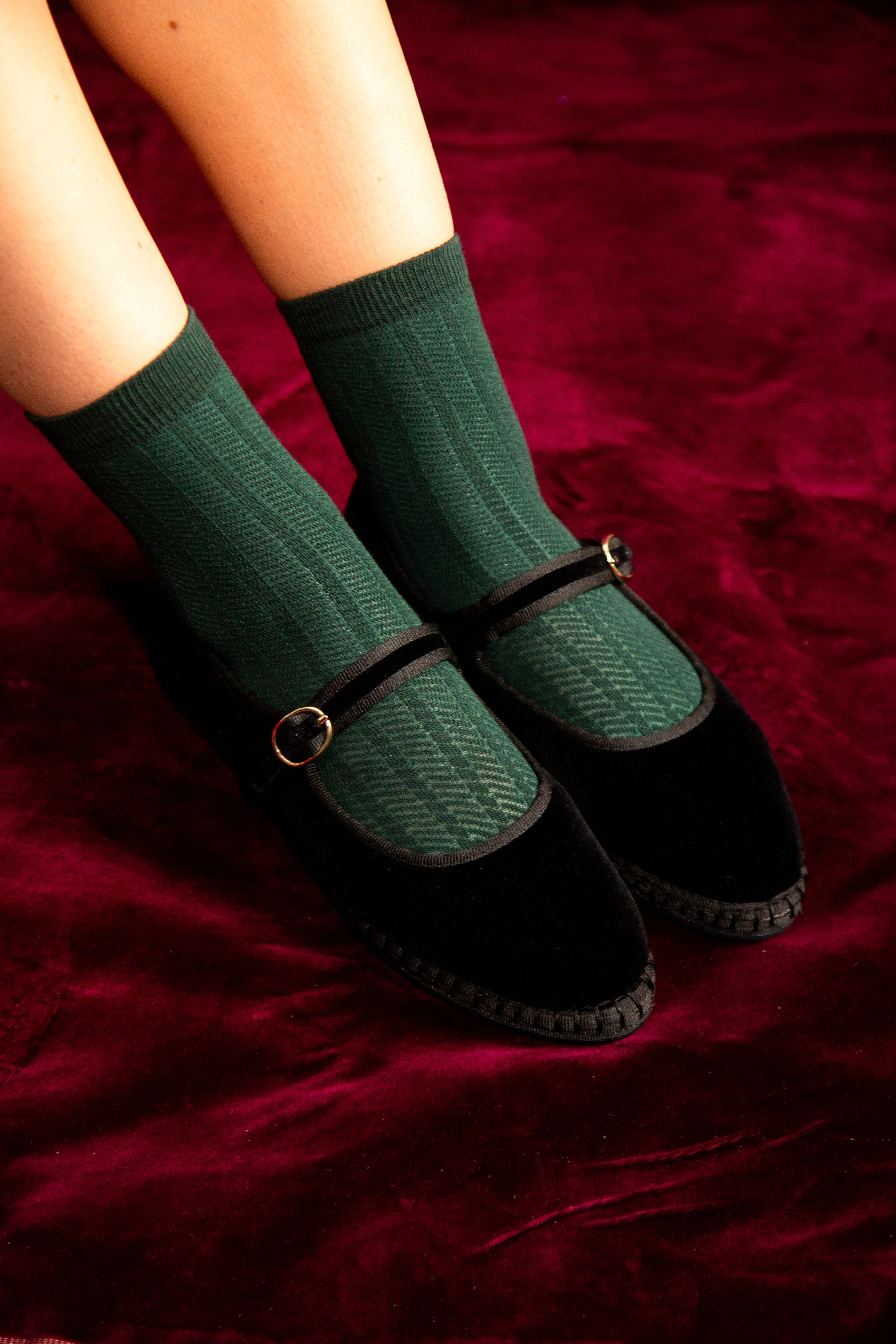 Mad Hatter Green sold by Flabelus product image thumbnail 2