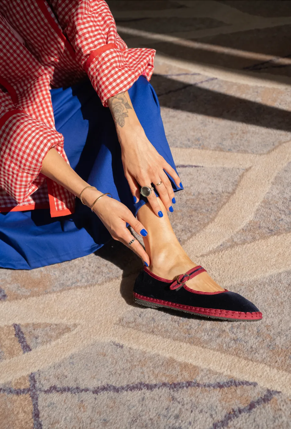 Flaminia sold by Flabelus