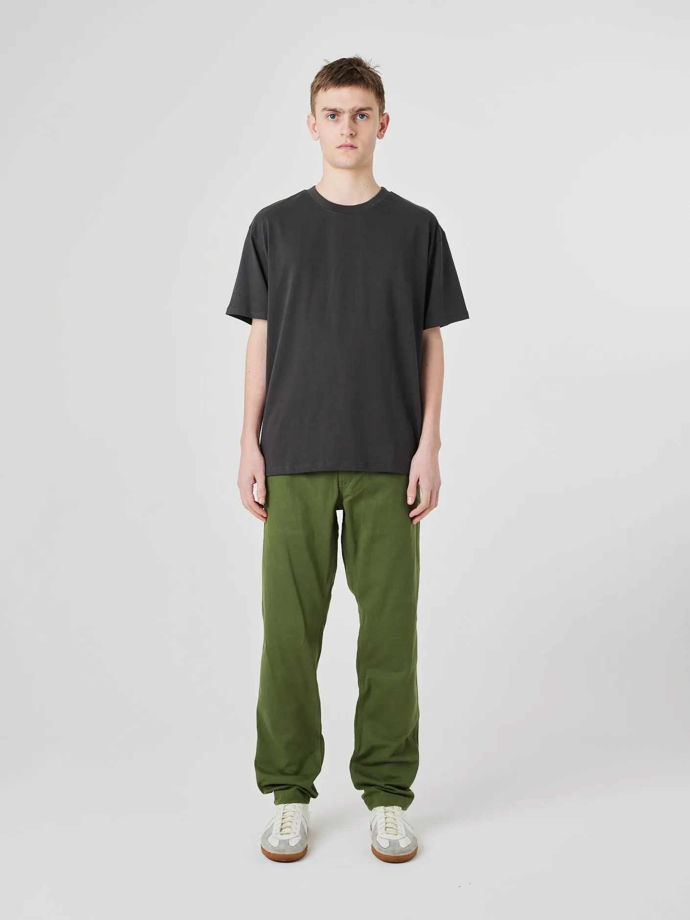 7006 Essential t-shirt - faded black sold by uskees product image thumbnail 5